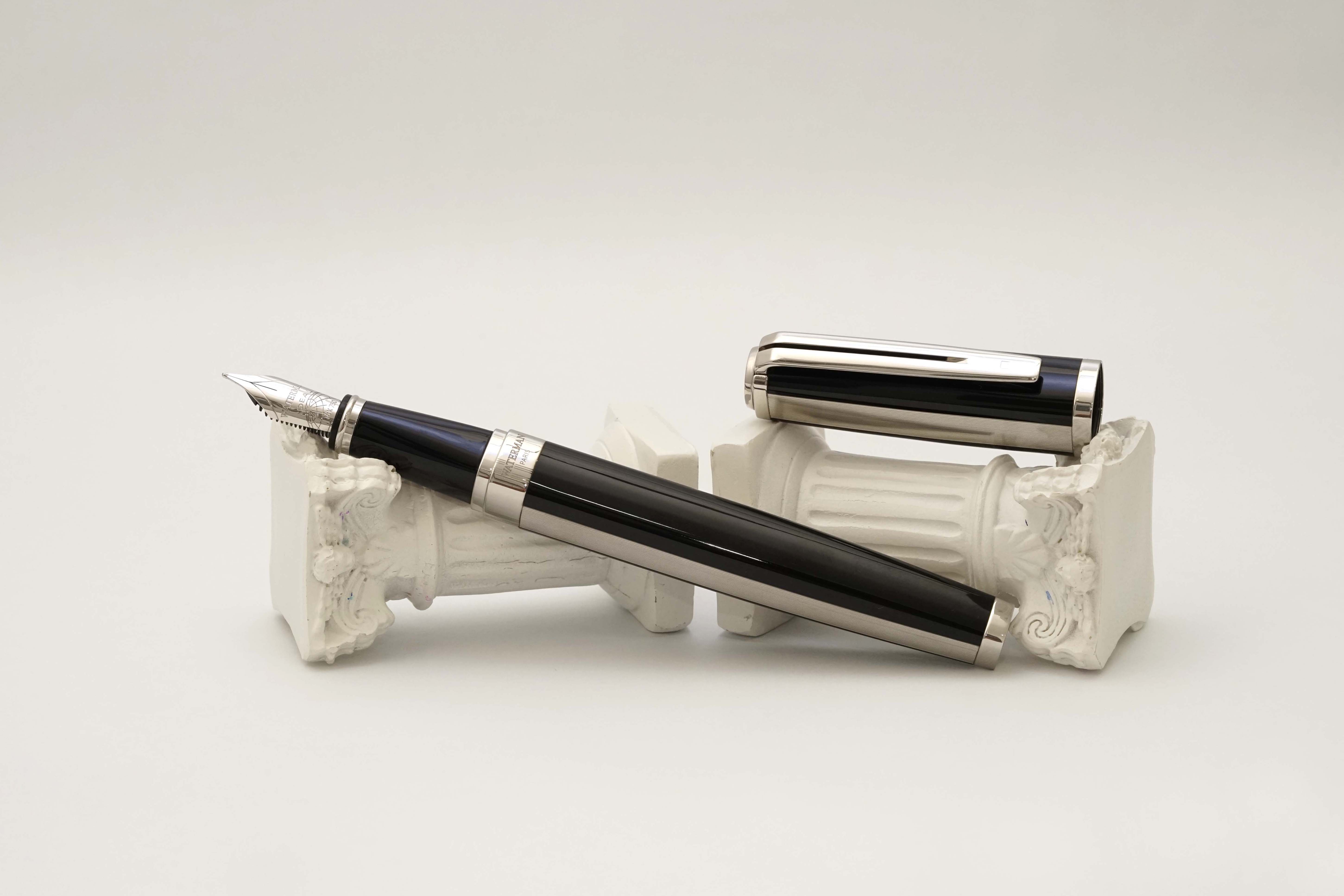 Bút máy Waterman Exception Night And Day Black ST 18K F