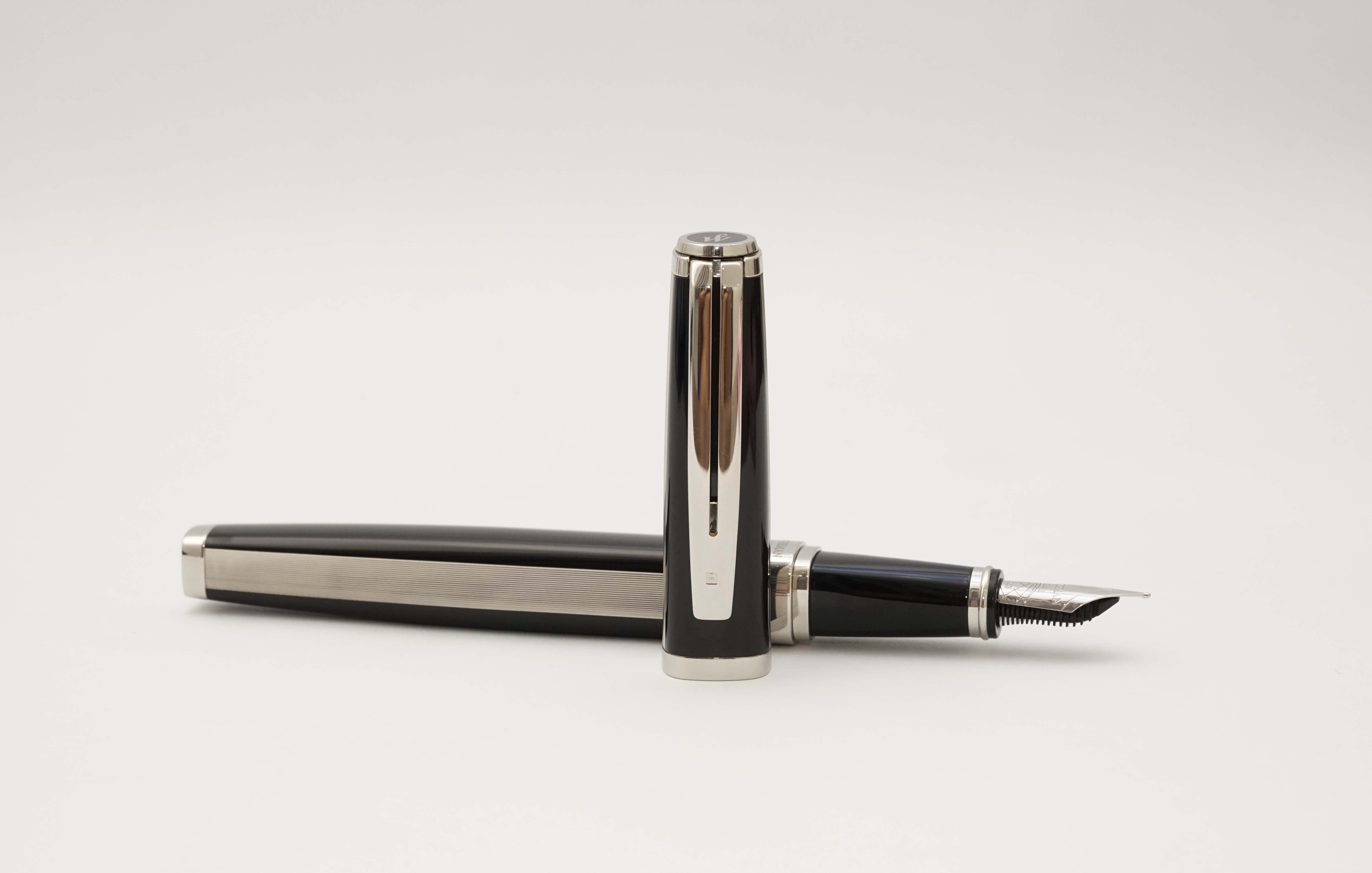 Bút máy Waterman Exception Night And Day Black ST 18K F