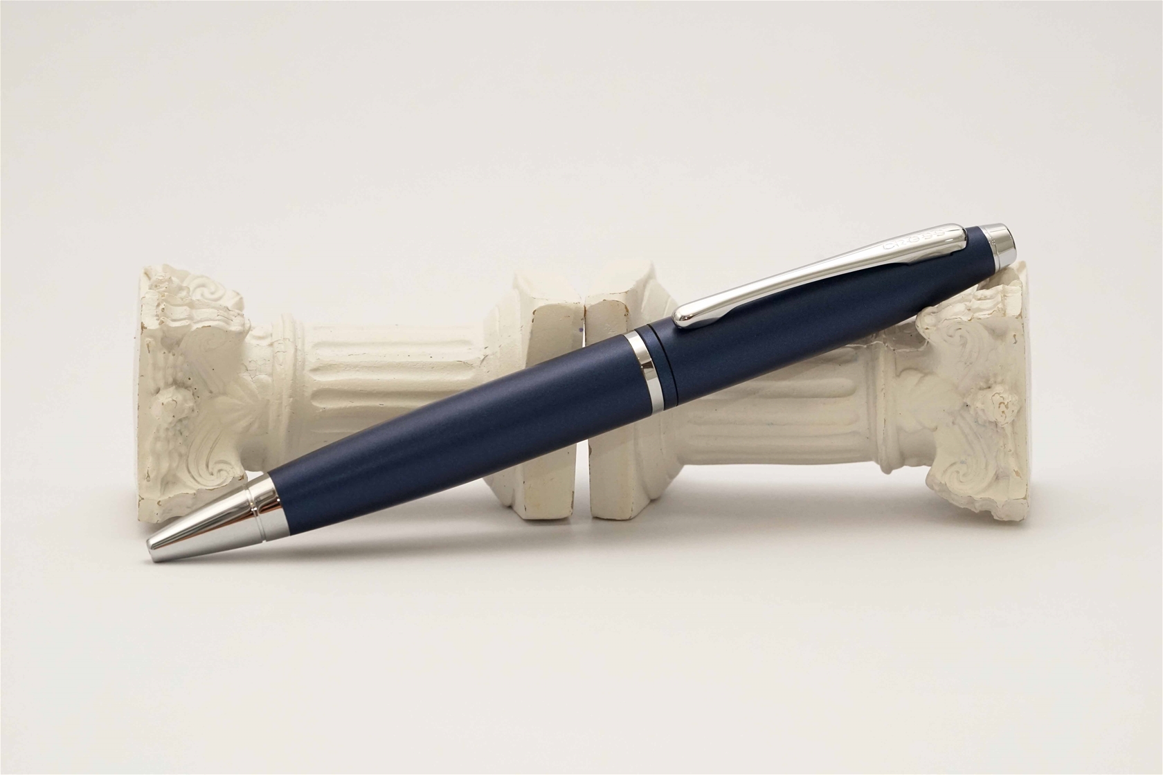 Bút bi Cross Calais Matte Metallic Midnight Blue Ballpoint Pen