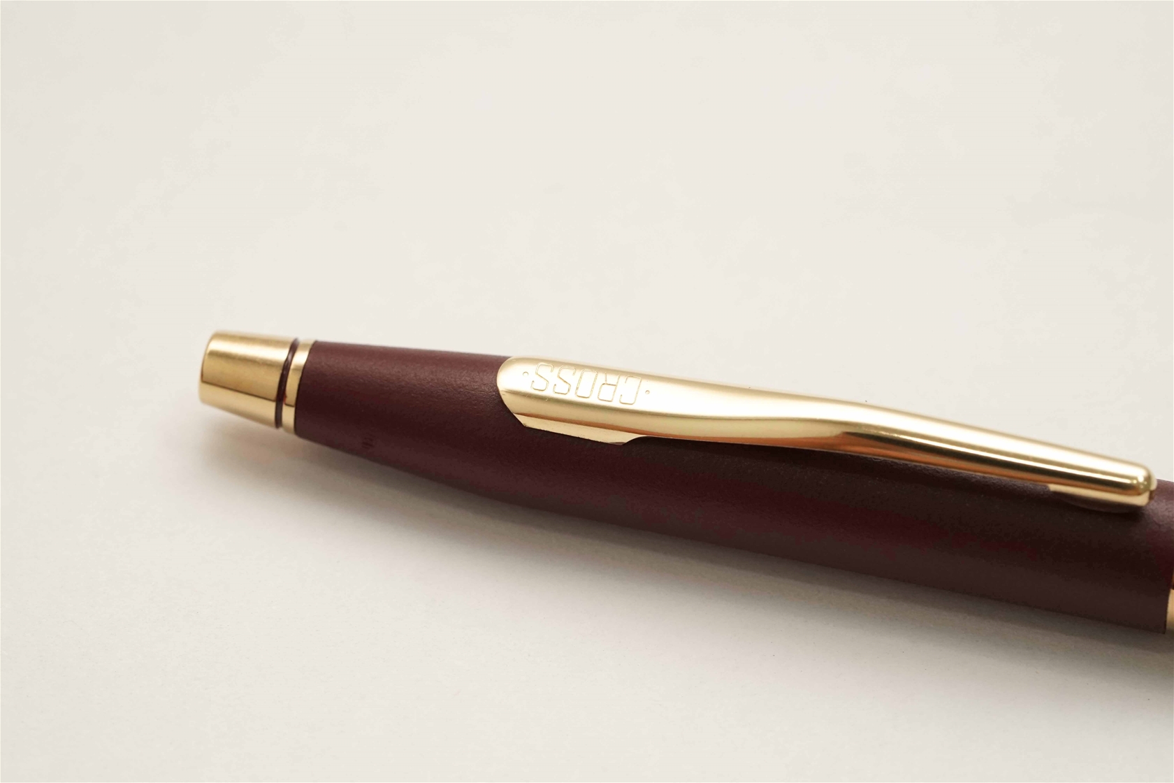 Bút bi Cross Century Classic Burgundy & Gold Ballpoint Pen