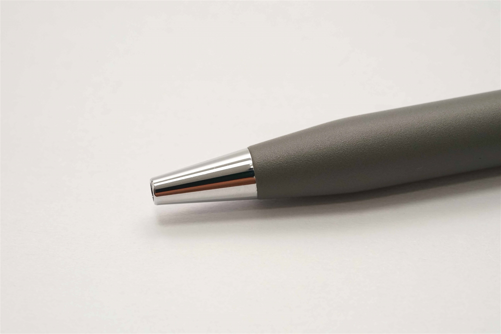 Bút bi Cross Classic Century Matte Grey Ballpoint Pen