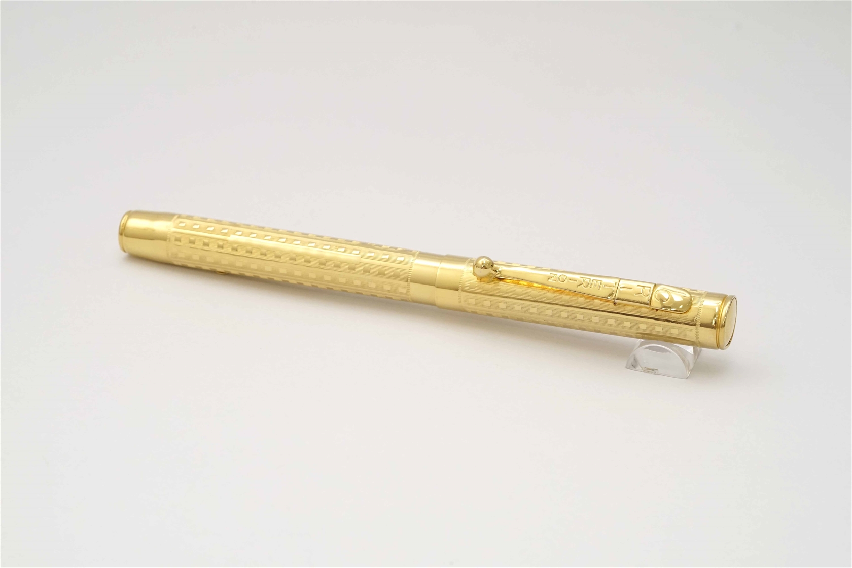 Bút máy Criterion Gold Plated Lever Filler 14K B