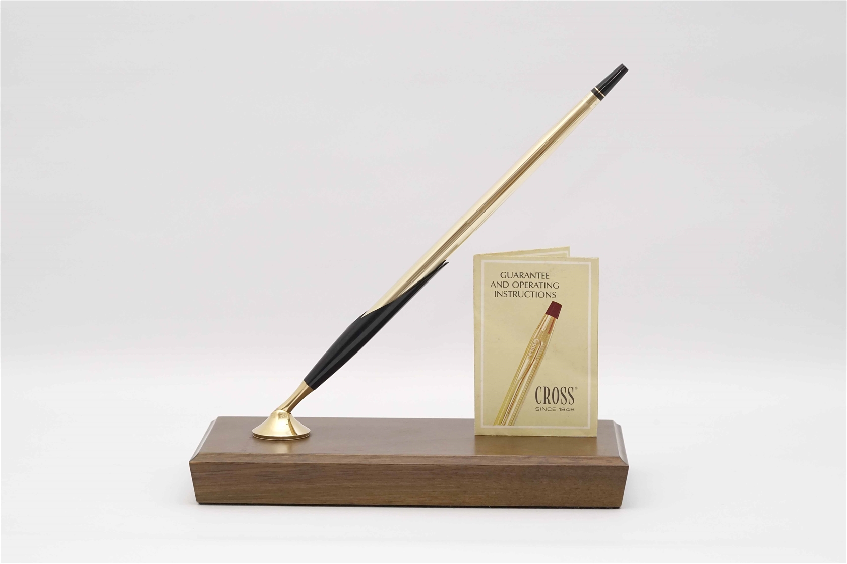 Set bút bi Cross 12K Gold Filled Ballpoint Pen Desk Set with Wood Base