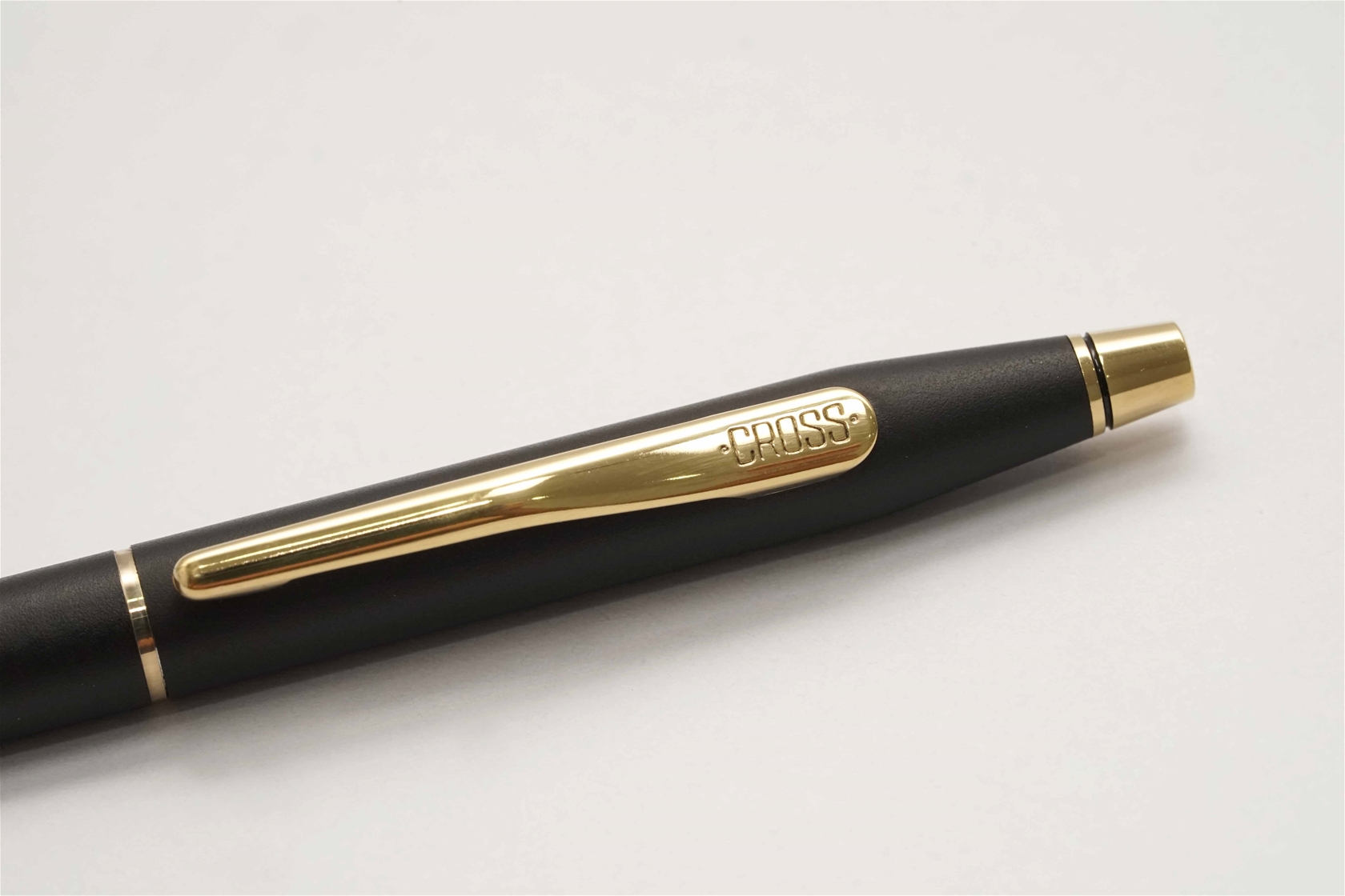 Bút bi Cross Classic Century Matte Black GT Ballpoint Pen