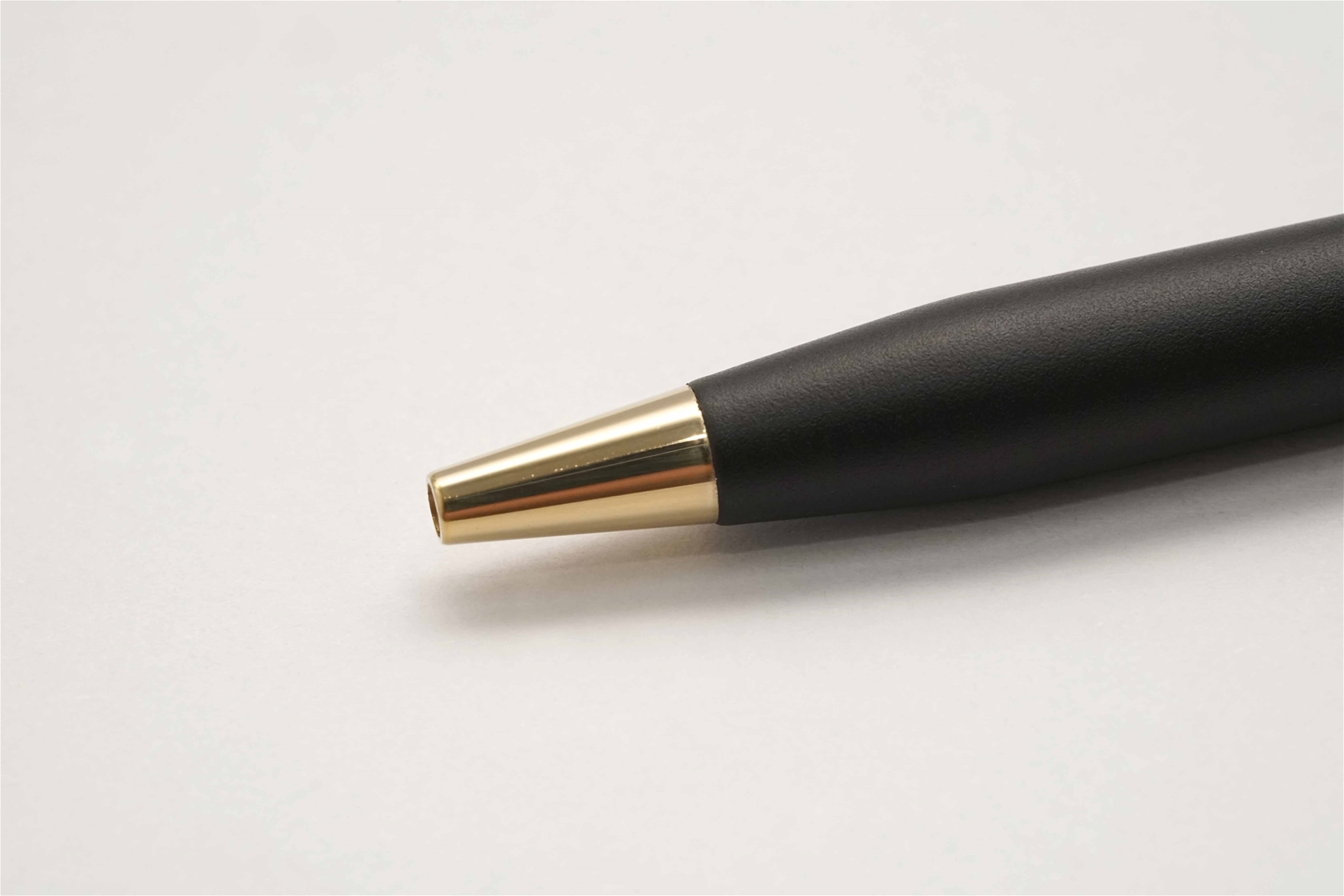 Bút bi Cross Classic Century Matte Black GT Ballpoint Pen