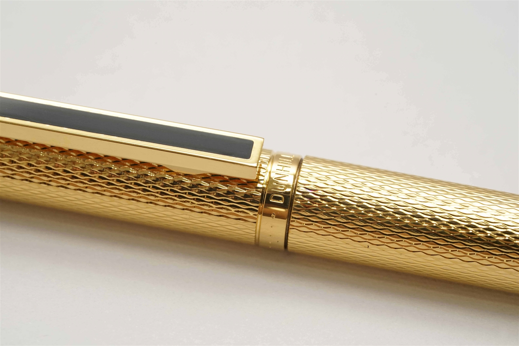 Bút bi Dunhill Gemline Gold Plated Barley Pattern Ballpoint Pen