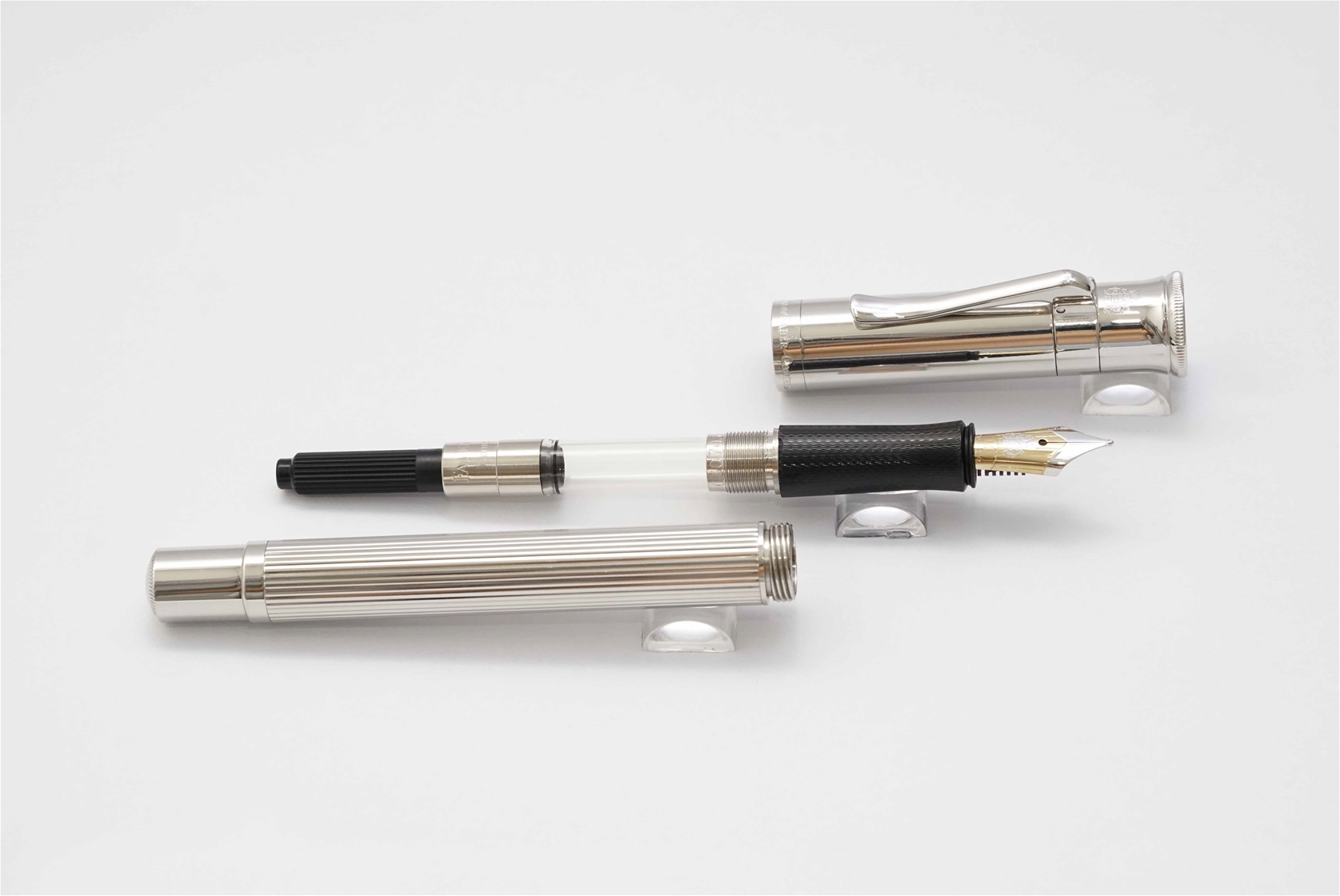 Bút máy Graf Von Faber-Castell Classic Platinum Plated 18K M