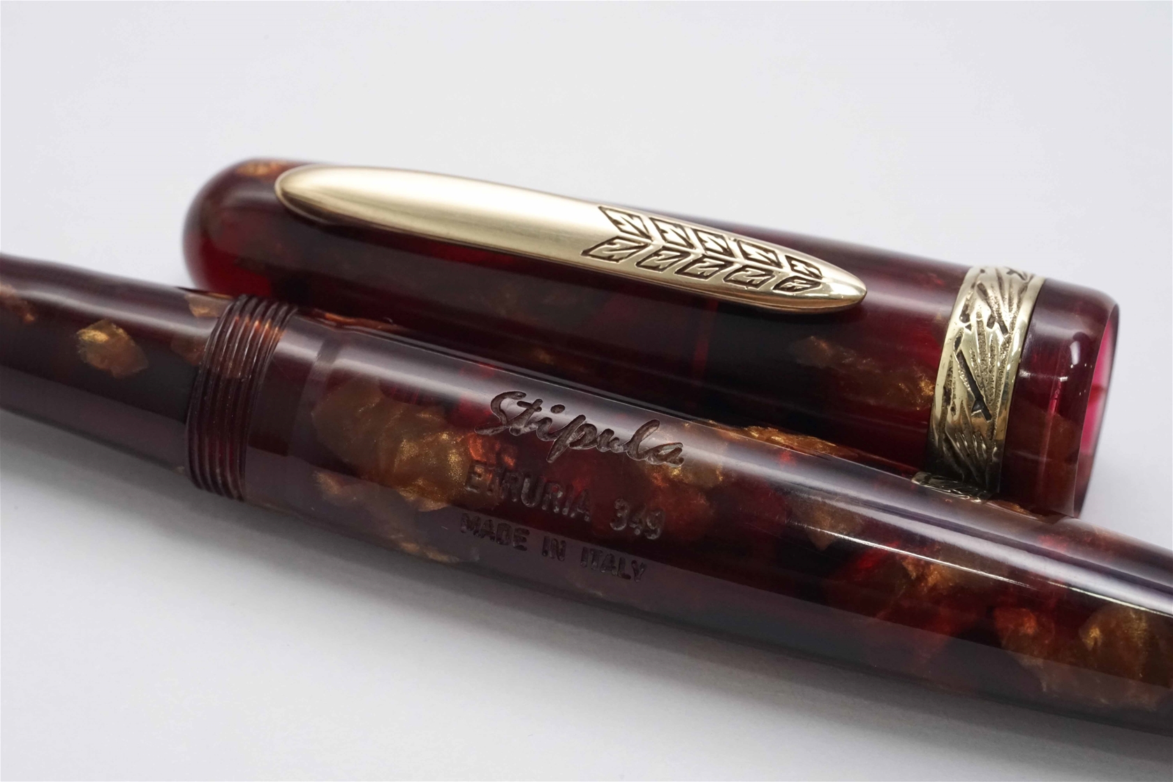 Bút máy Stipula Etruria 349 Amber Celluloid Limited Edition 18K M