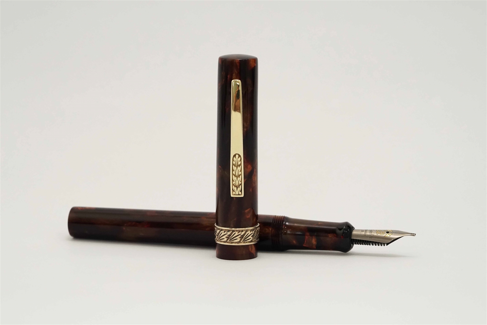 Bút máy Stipula Florentia 0418 Amber Celluloid Limited Edition Titanium B