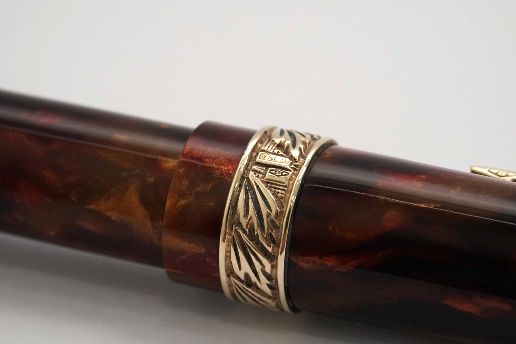 Bút máy Stipula Florentia 0418 Amber Celluloid Limited Edition Titanium B