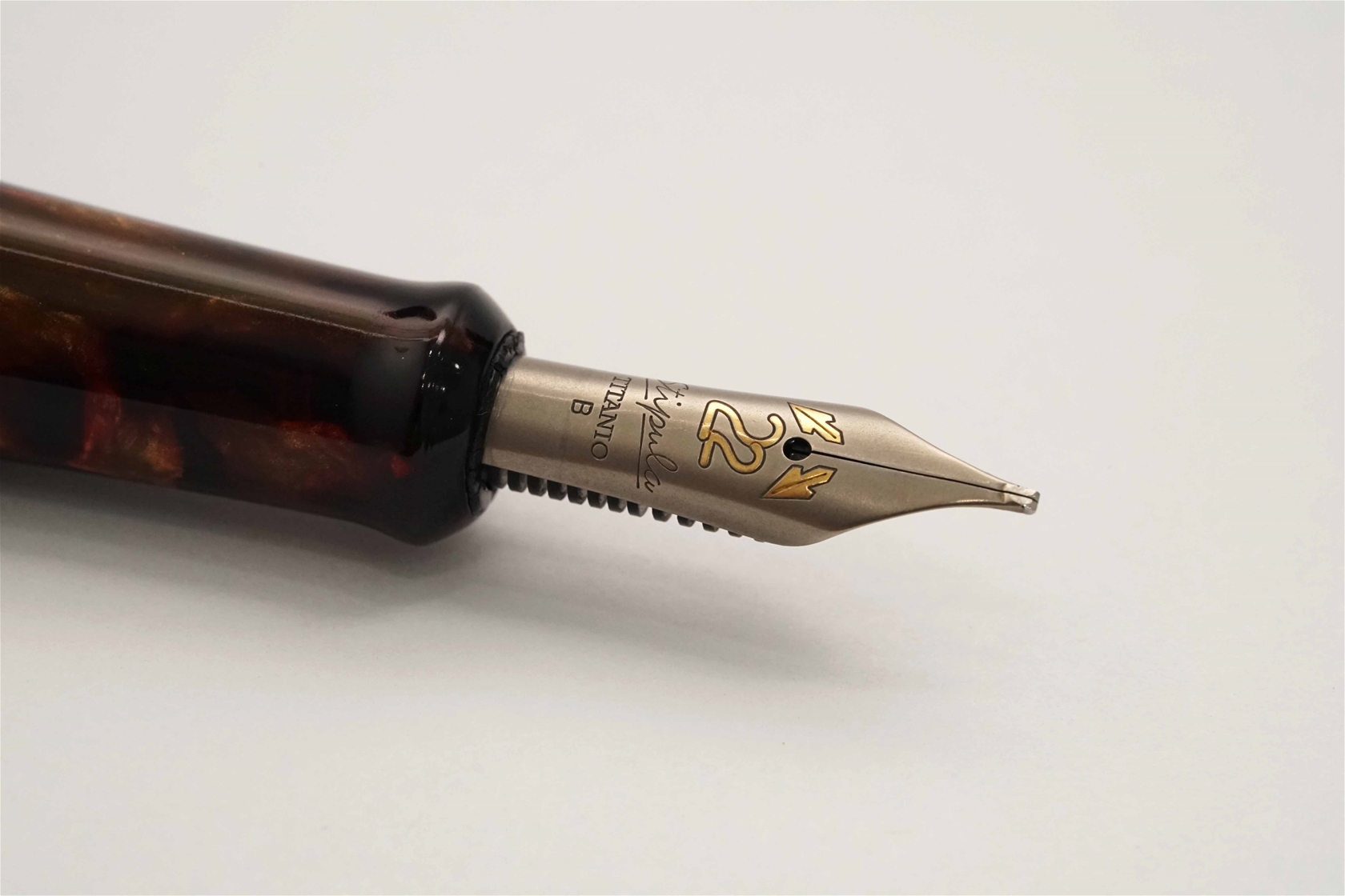Bút máy Stipula Florentia 0418 Amber Celluloid Limited Edition Titanium B