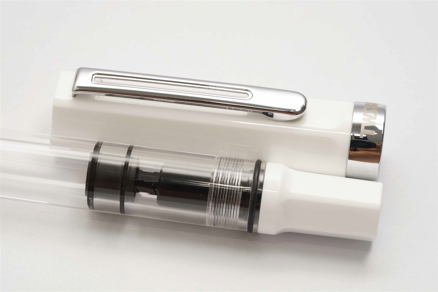 Bút máy Twsbi Eco White CT Steel F