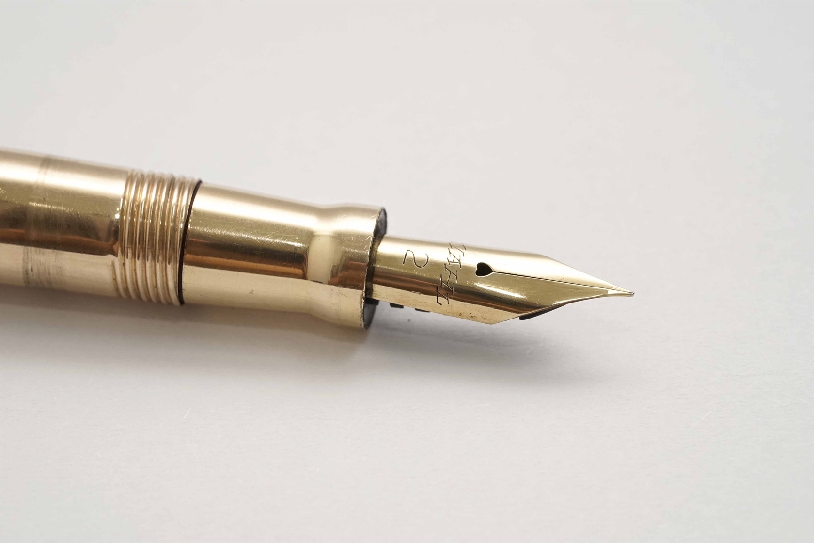 Bút máy Wahl Eversharp Gold Filled Lever Fill Ring Top 14K F Semi-Flex Nib