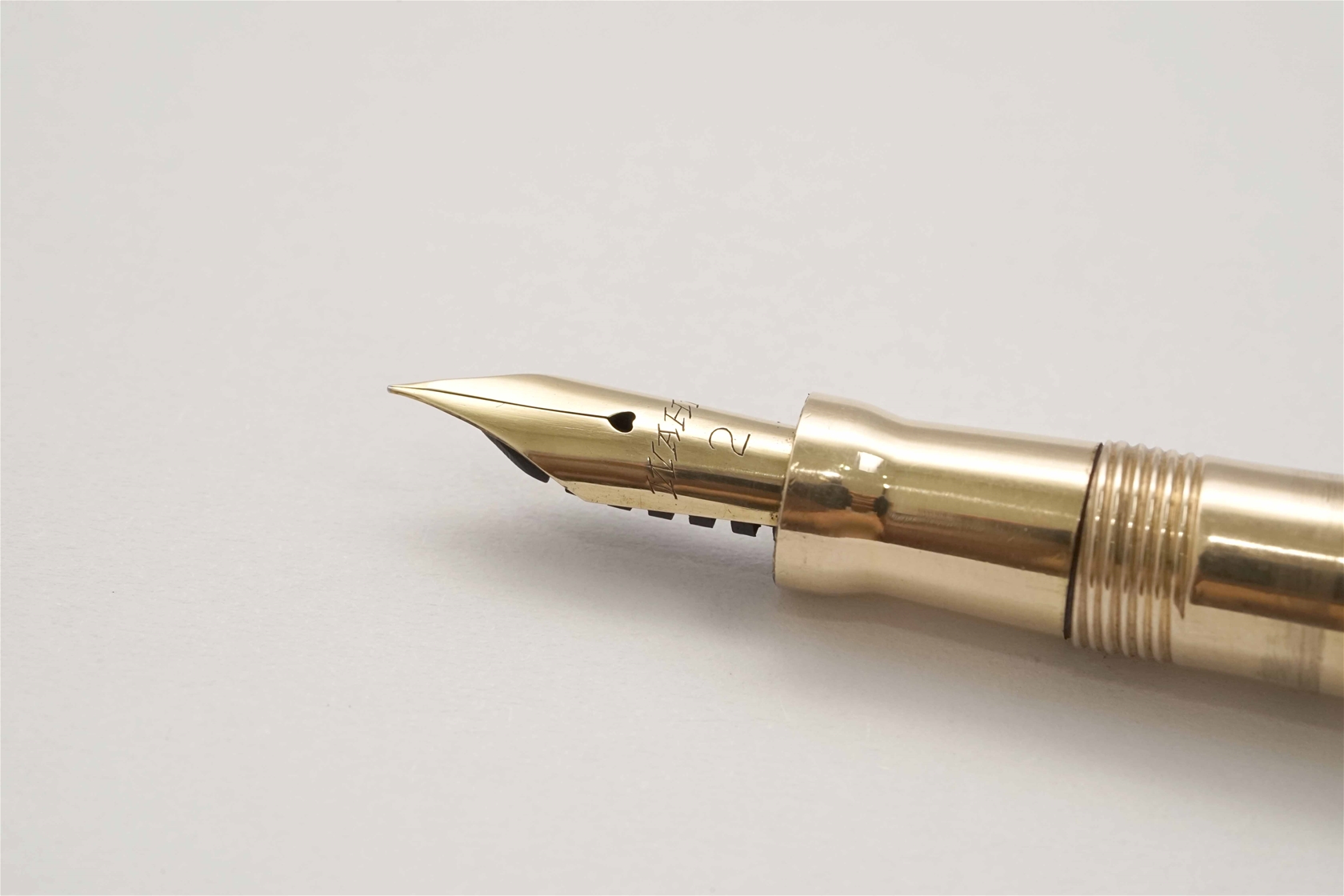 Bút máy Wahl Eversharp Gold Filled Lever Fill Ring Top 14K F Semi-Flex Nib