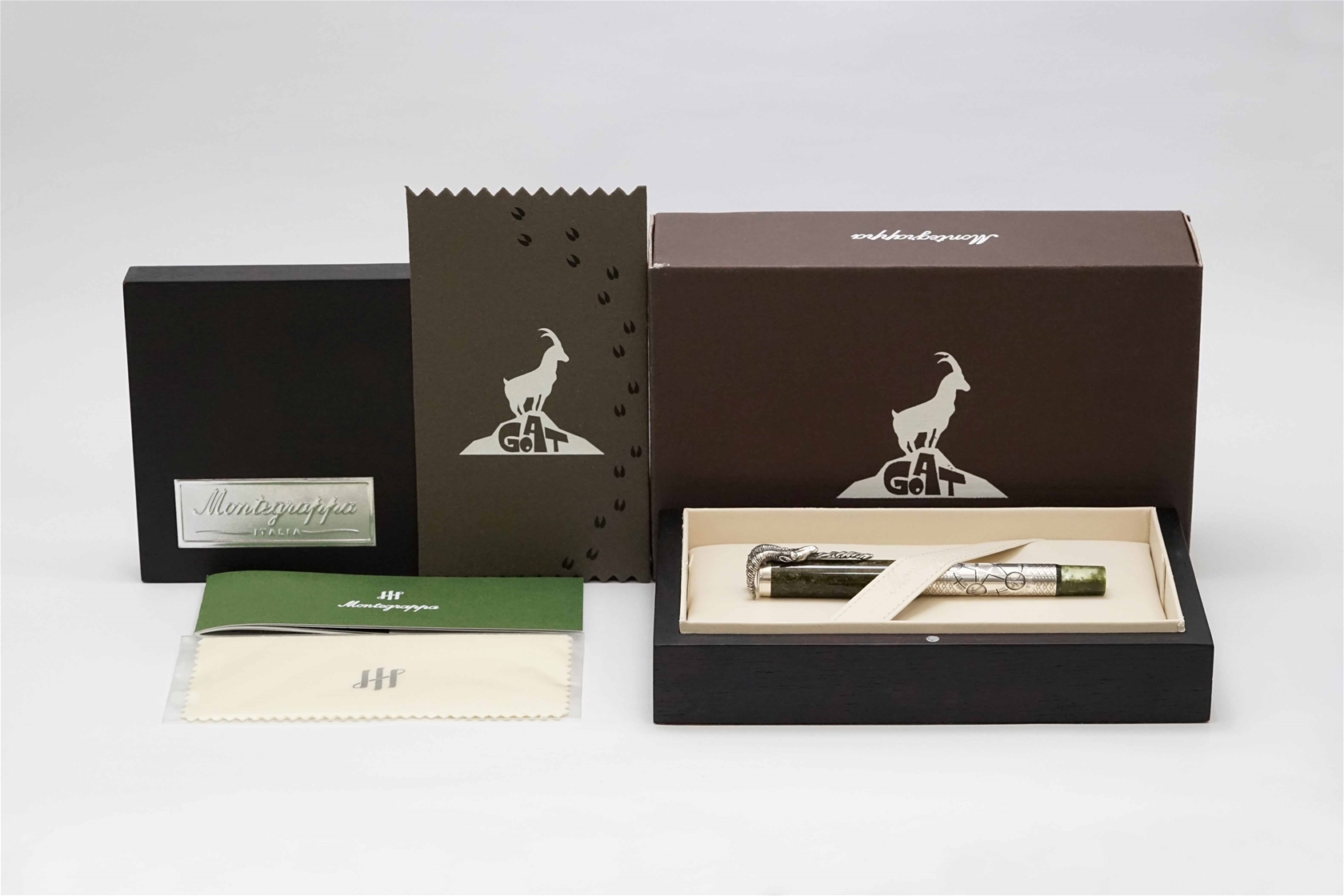 Bút máy Montegrappa Limited Edition 2015 Goat Oriental Zodiac Collection 18K F