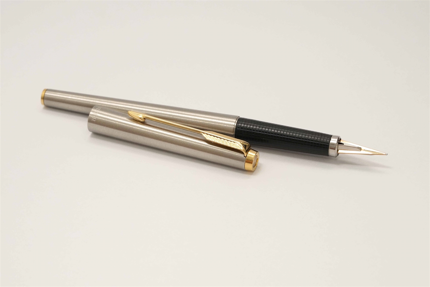 Bút máy Parker 180 Flighter Stainless Steel GT 14K XM