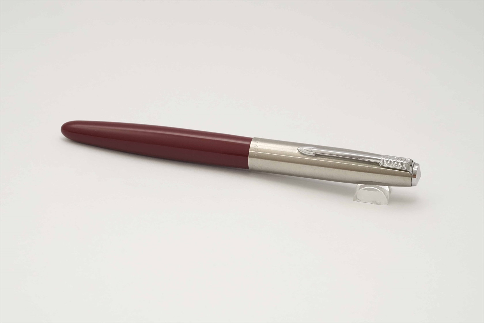 Bút máy Parker 21 Burgundy Steel F