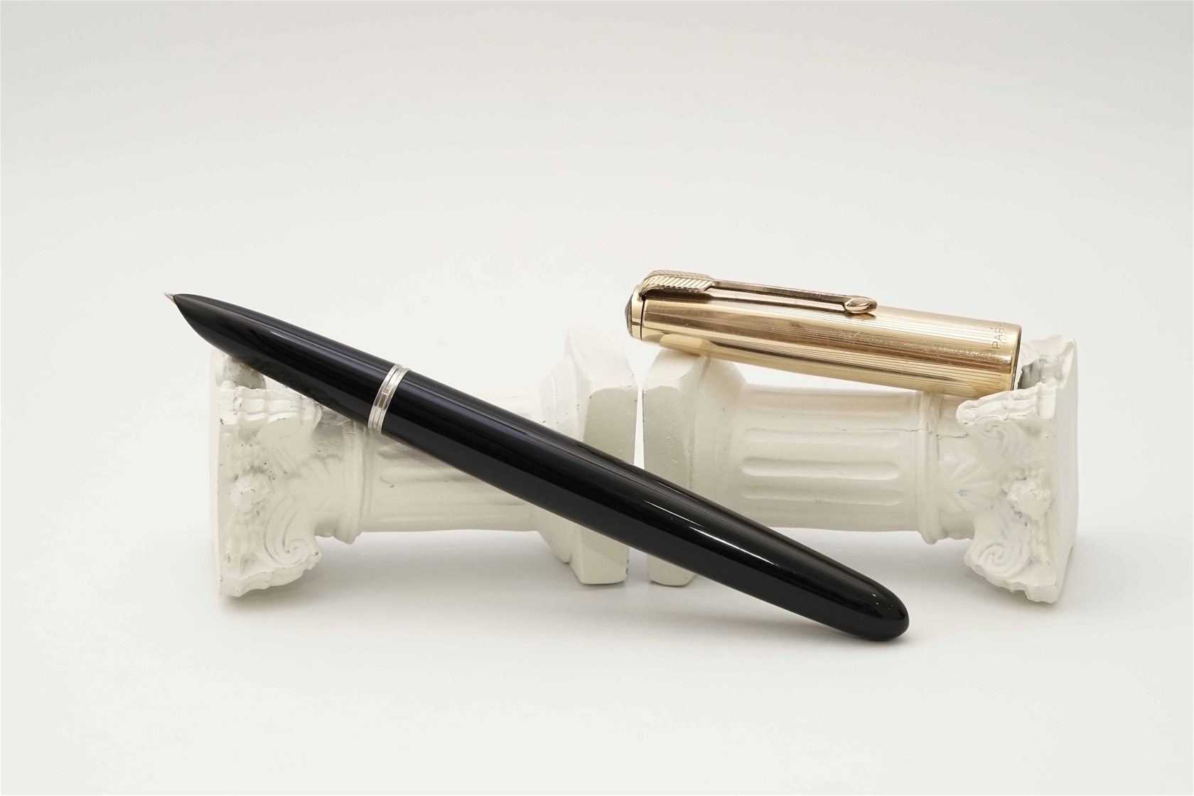 Bút máy Parker 51 Aerometric 12K Gold Filled Cap & Black 14K F