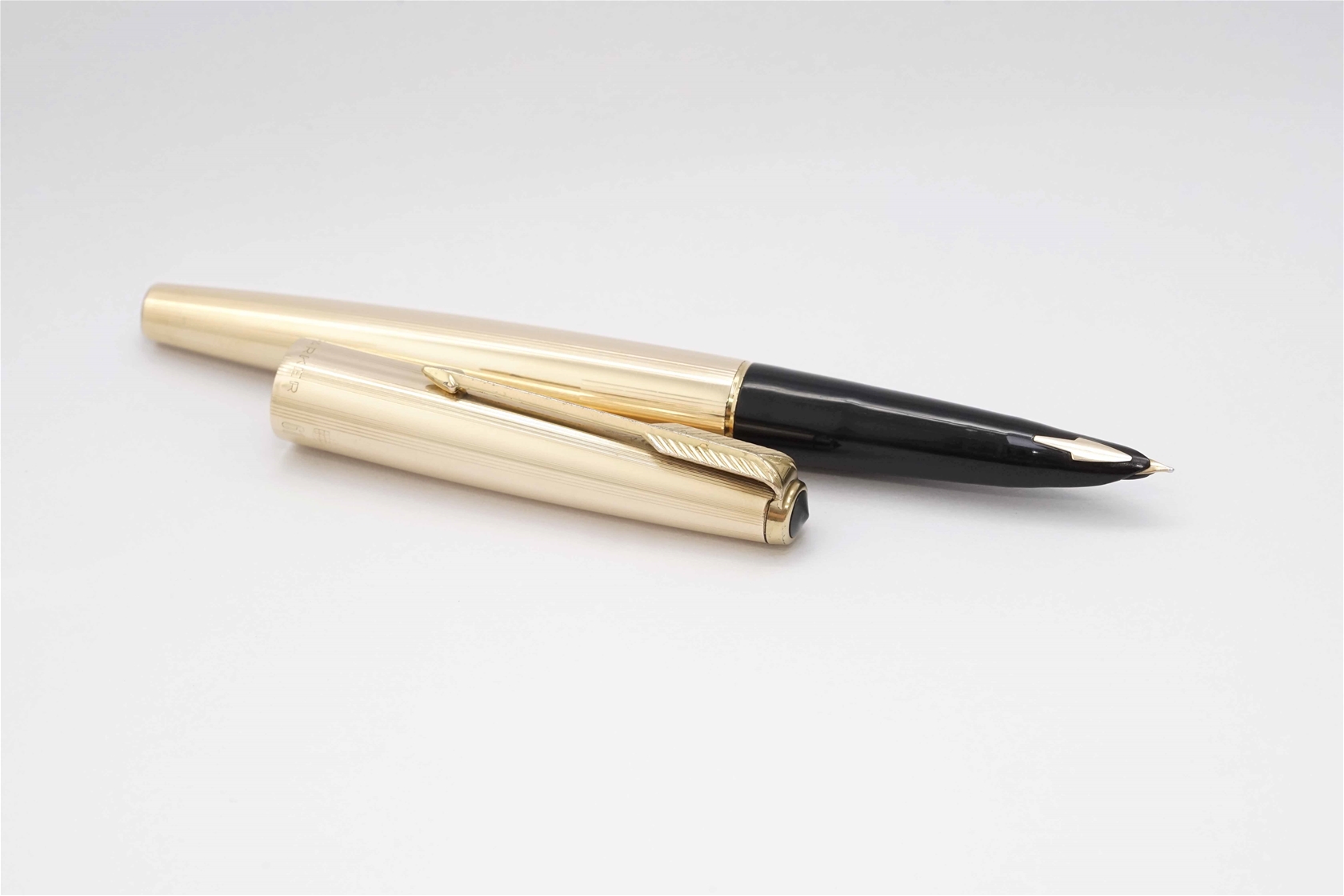 Bút máy Parker 61 Insignia 12K Gold Filled 14K F