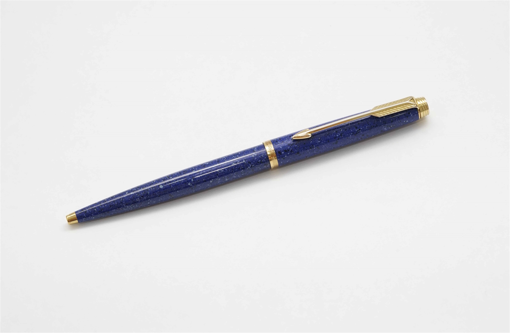 Bút bi Parker 75 Blue Lapis Lazuli Lacquer GT Ballpoint Pen
