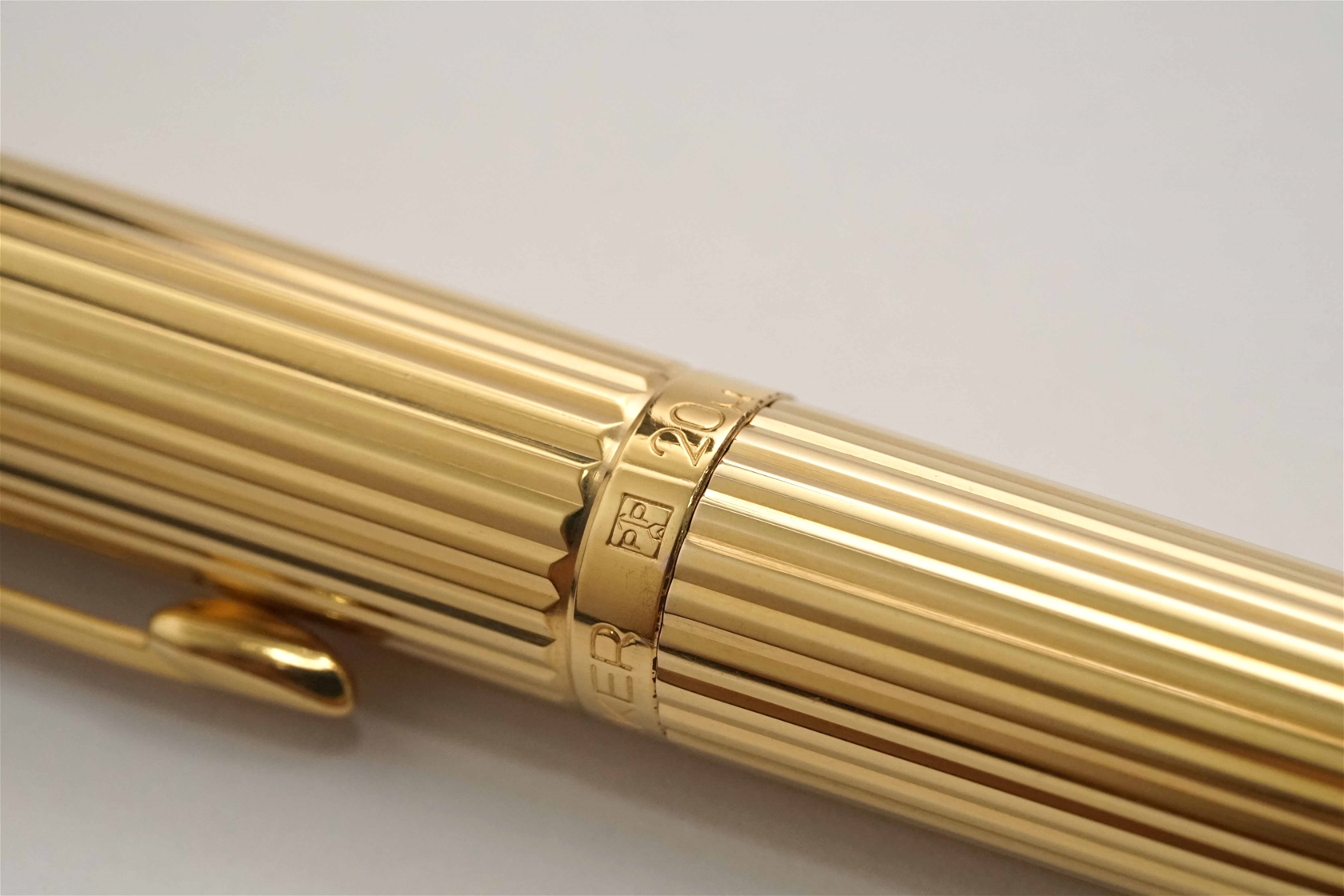 Bút máy Parker 75 Godron 20 Micron Gold Plated 14K XF
