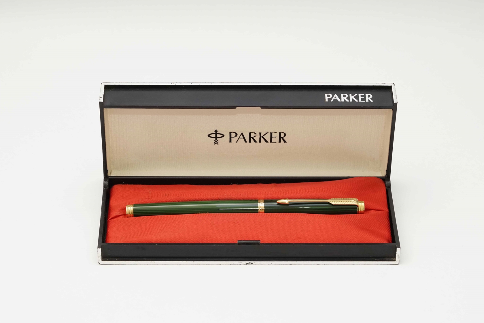 Bút máy Parker 75 Malachite Green Lacquer 14K XF