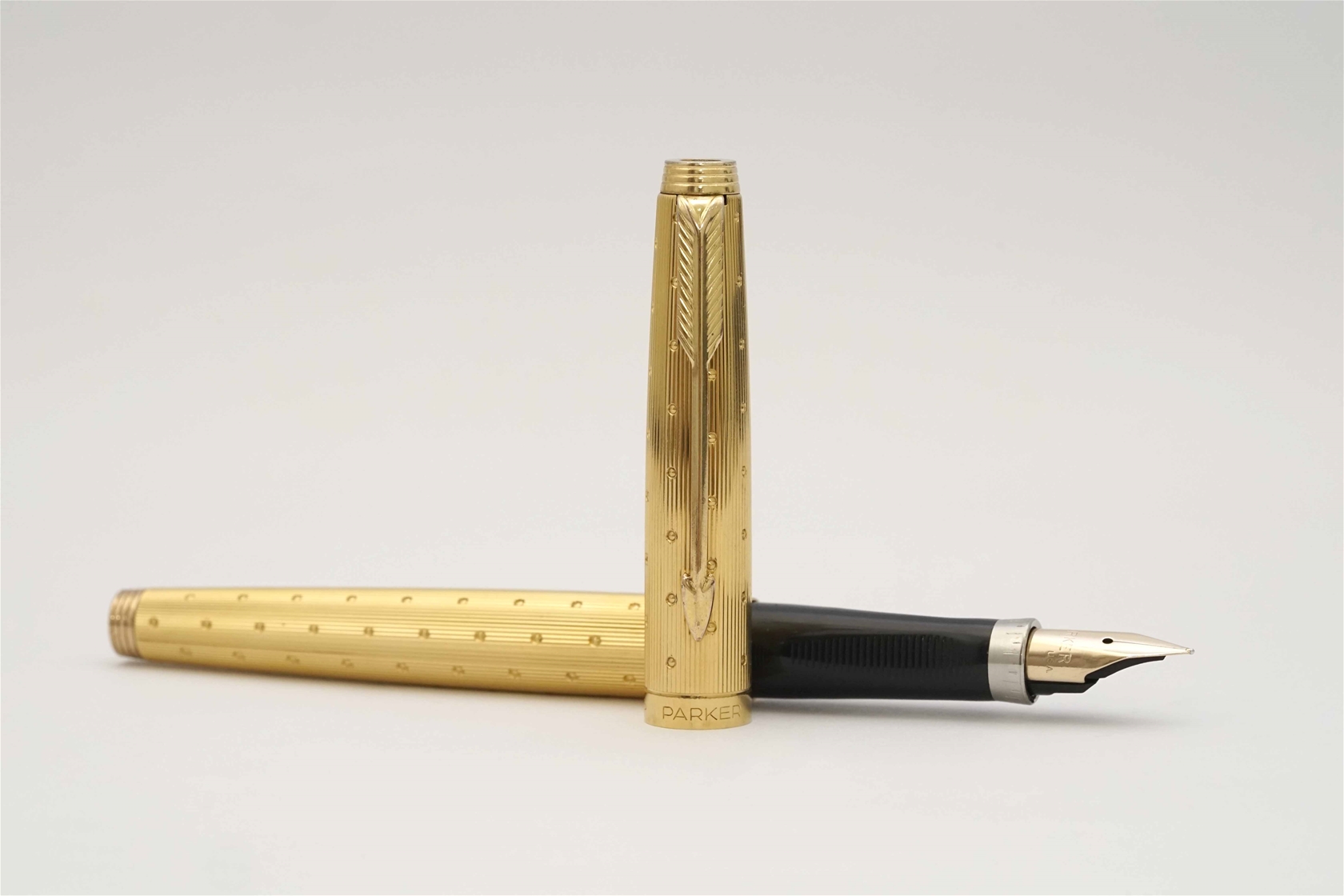 Bút máy Parker 75 Perle Gold Plated 14K XF