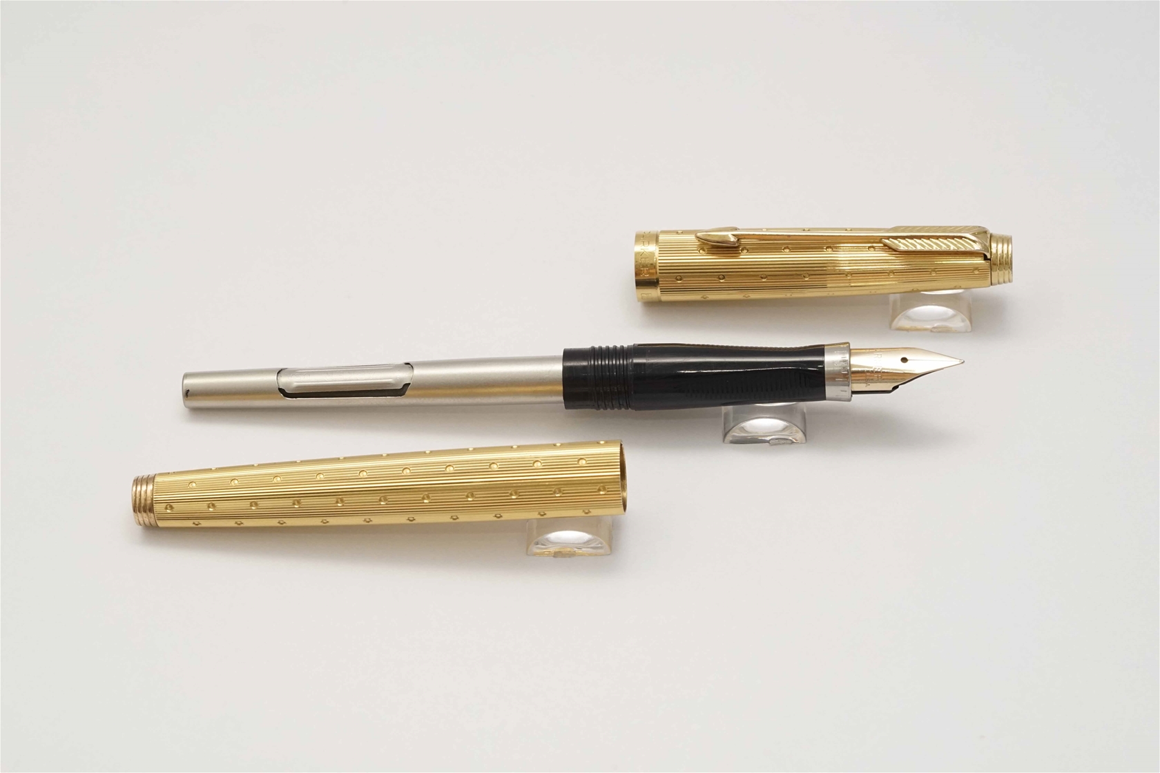 Bút máy Parker 75 Perle Gold Plated 14K XF