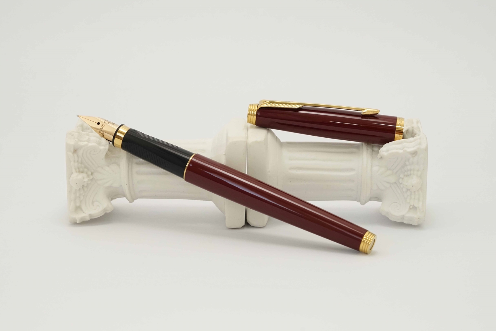 Bút máy Parker 75 Red Laquer Urushi 14K EF
