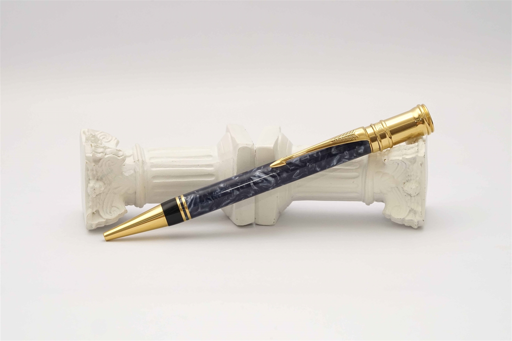 Bút bi Parker Duofold Blue Marble GT Ballpoint Pen