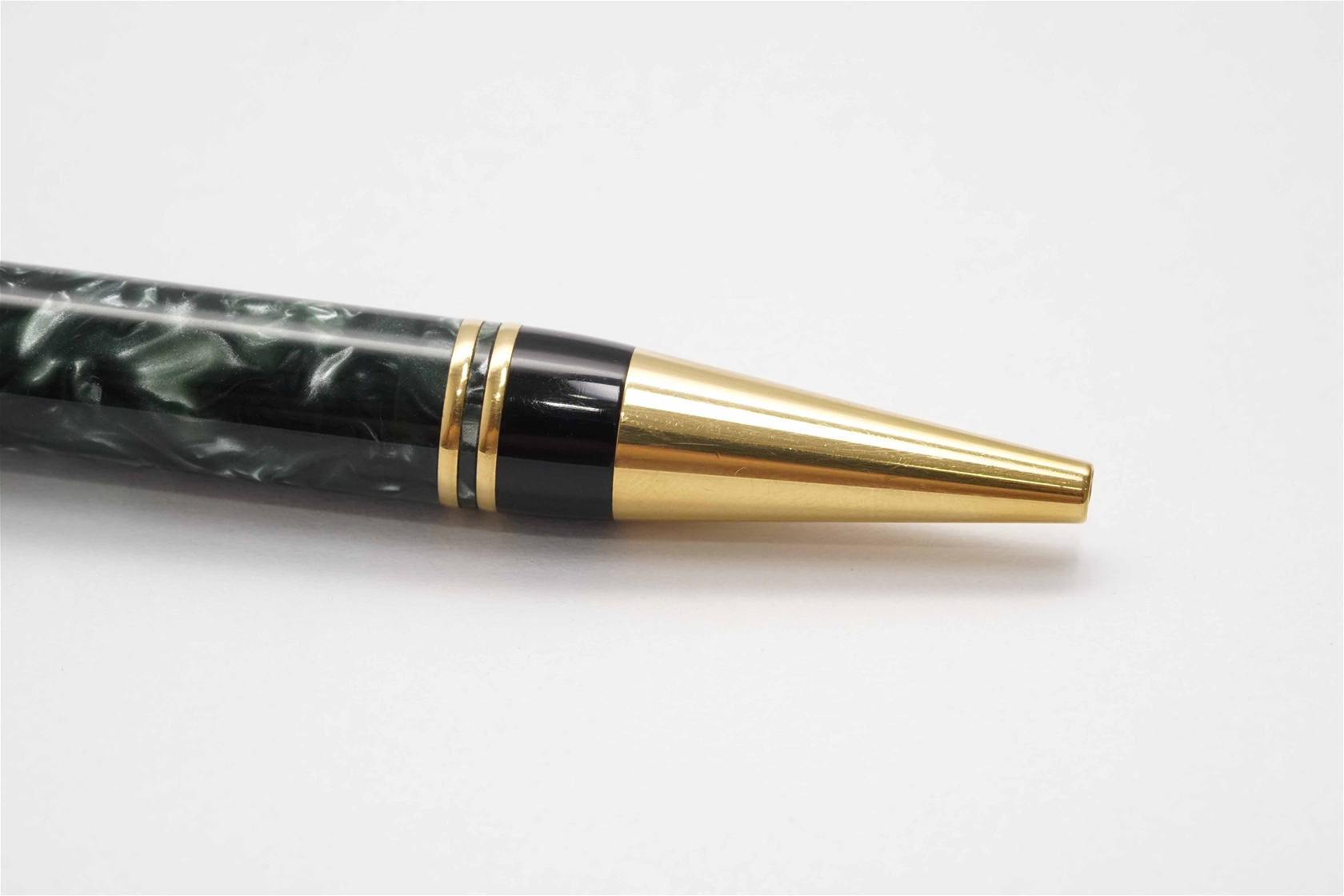 Bút bi Parker Duofold Green Marble GT Ballpoint Pen