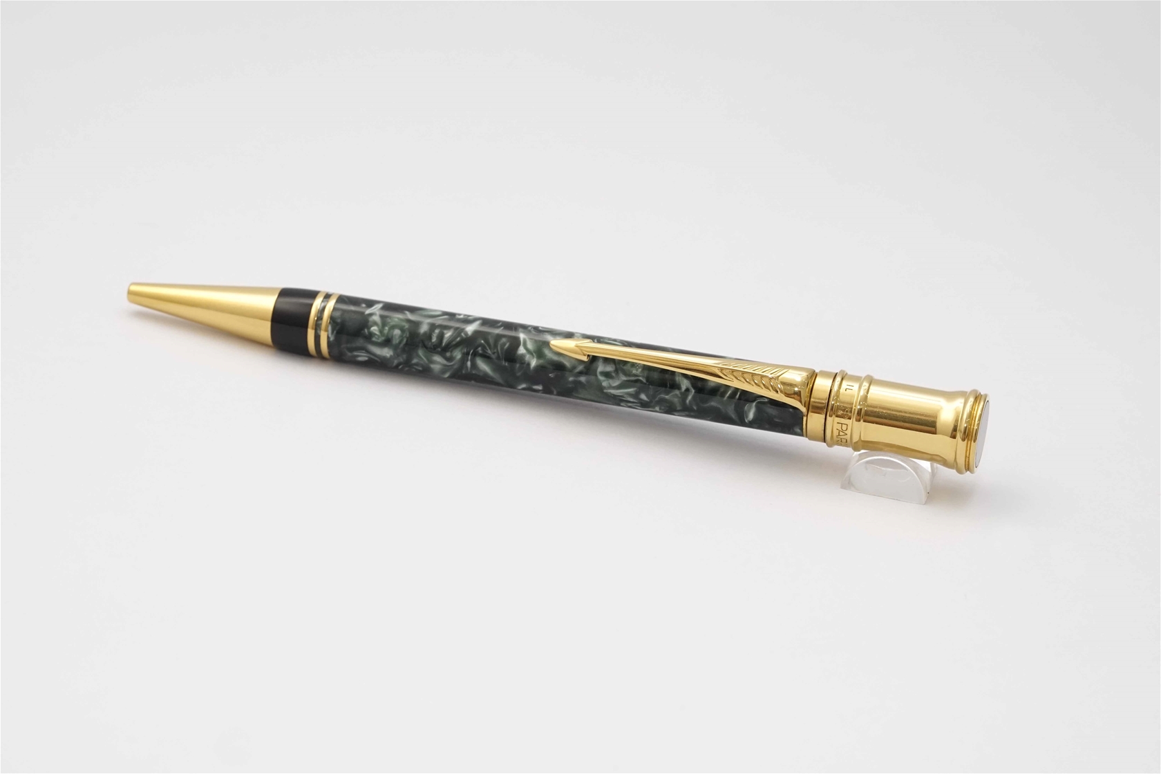 Bút bi Parker Duofold Green Marble GT Ballpoint Pen