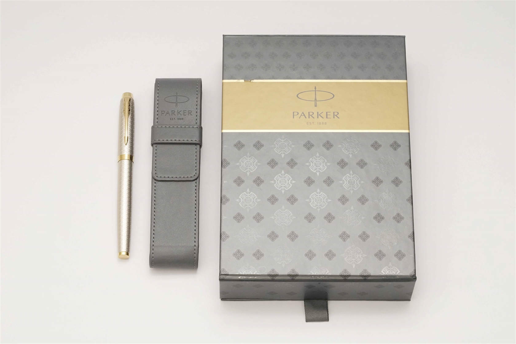 Bút máy Parker IM Premium Warm Silver GT Steel F