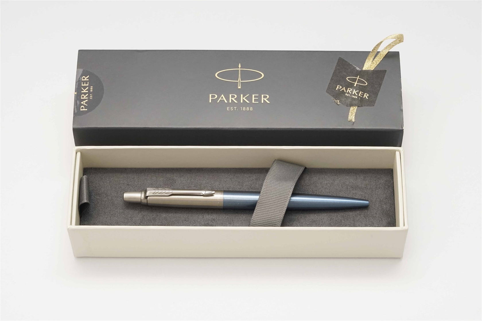 Bút bi Parker Jotter Royal Blue CT Ballpoint Pen