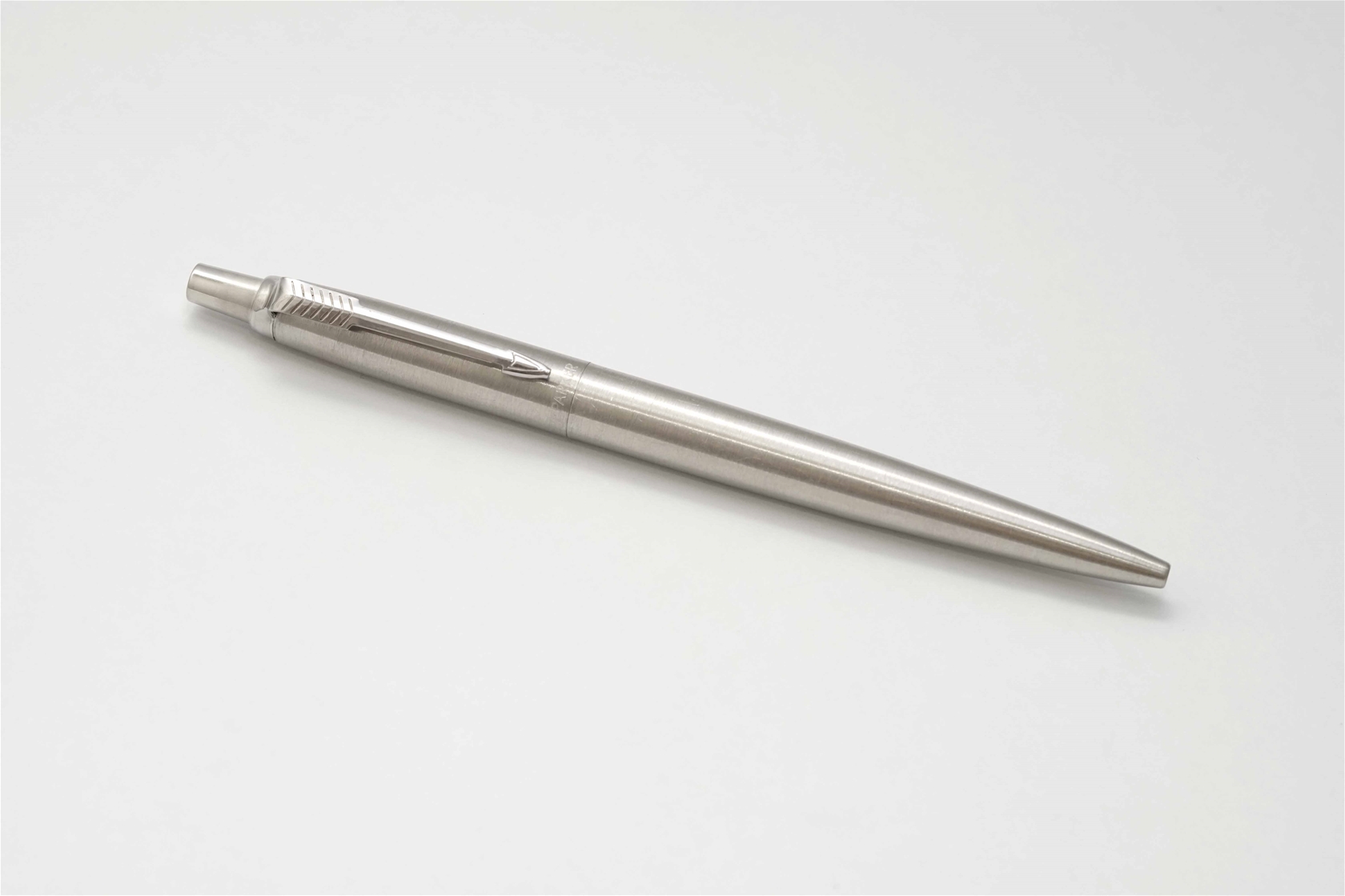 Bút bi Parker Jotter Stainless Steel CT Ballpoint Pen