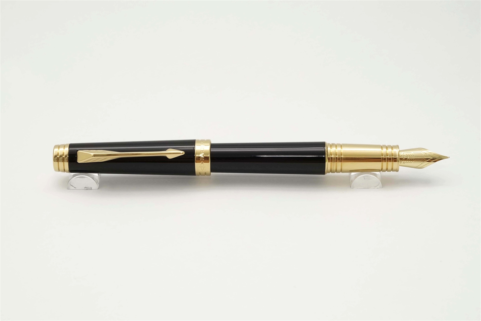 Bút máy Parker Premier 09 Black Lacquer 18K F 