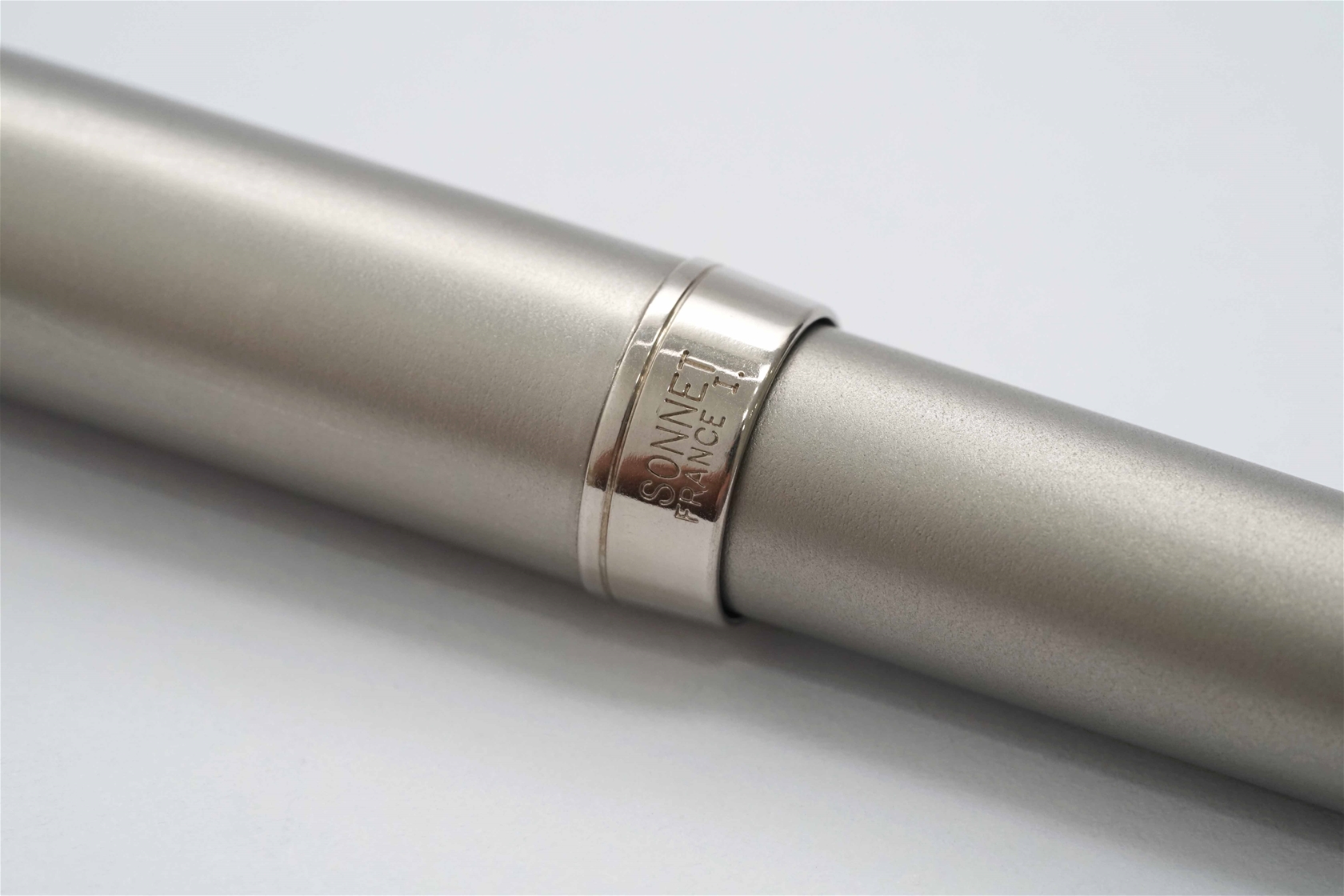 Bút máy Parker Sonnet 2007 Stainless Steel CT Steel F