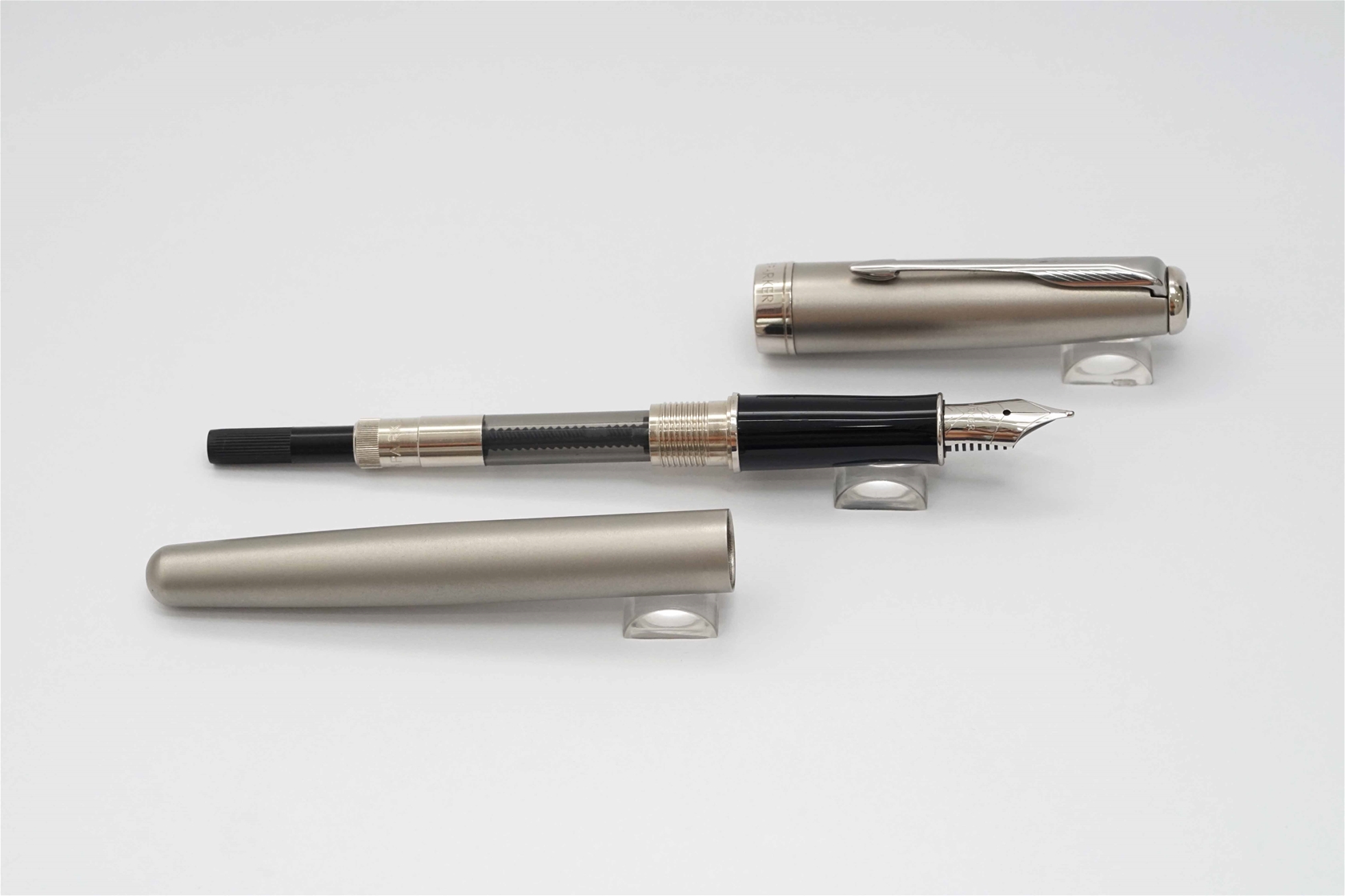 Bút máy Parker Sonnet 2007 Stainless Steel CT Steel F