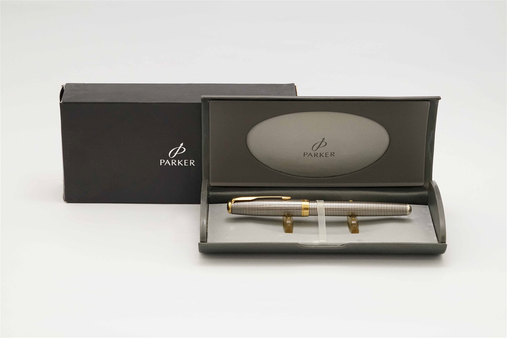 Bút máy Parker Sonnet Cisele Sterling Silver 18K B