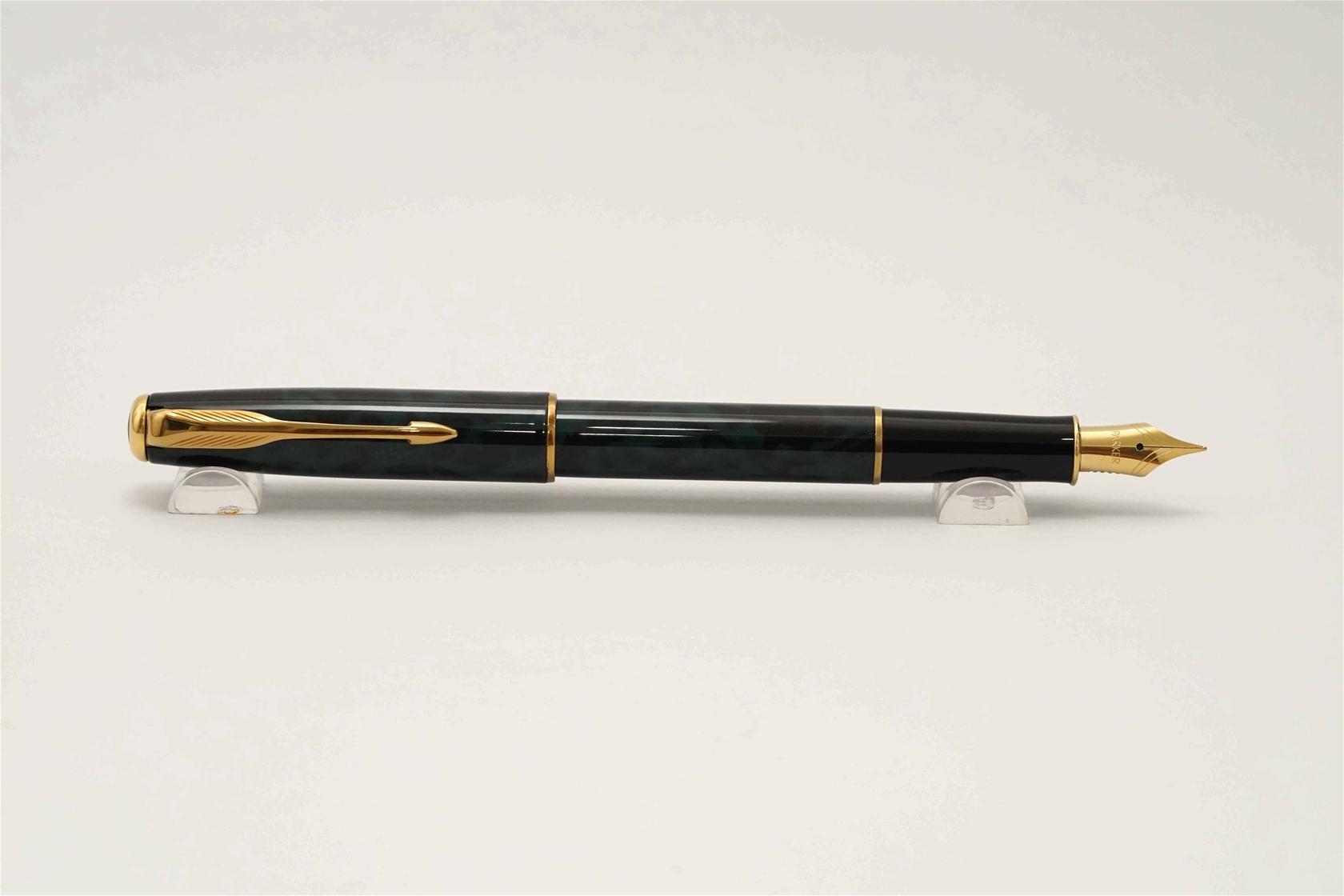 Bút máy Parker Sonnet Green Marble GT Steel F