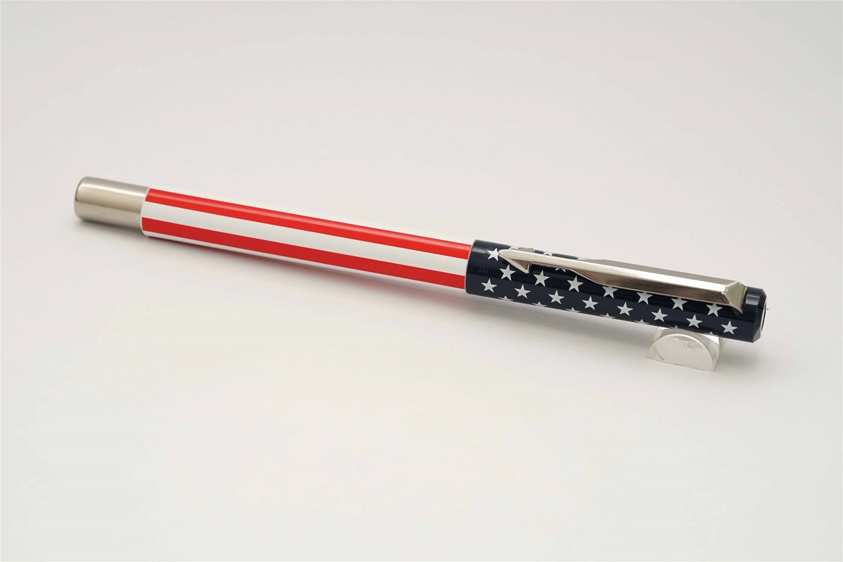 Bút bi nước Parker Vector American Flag Rollerball