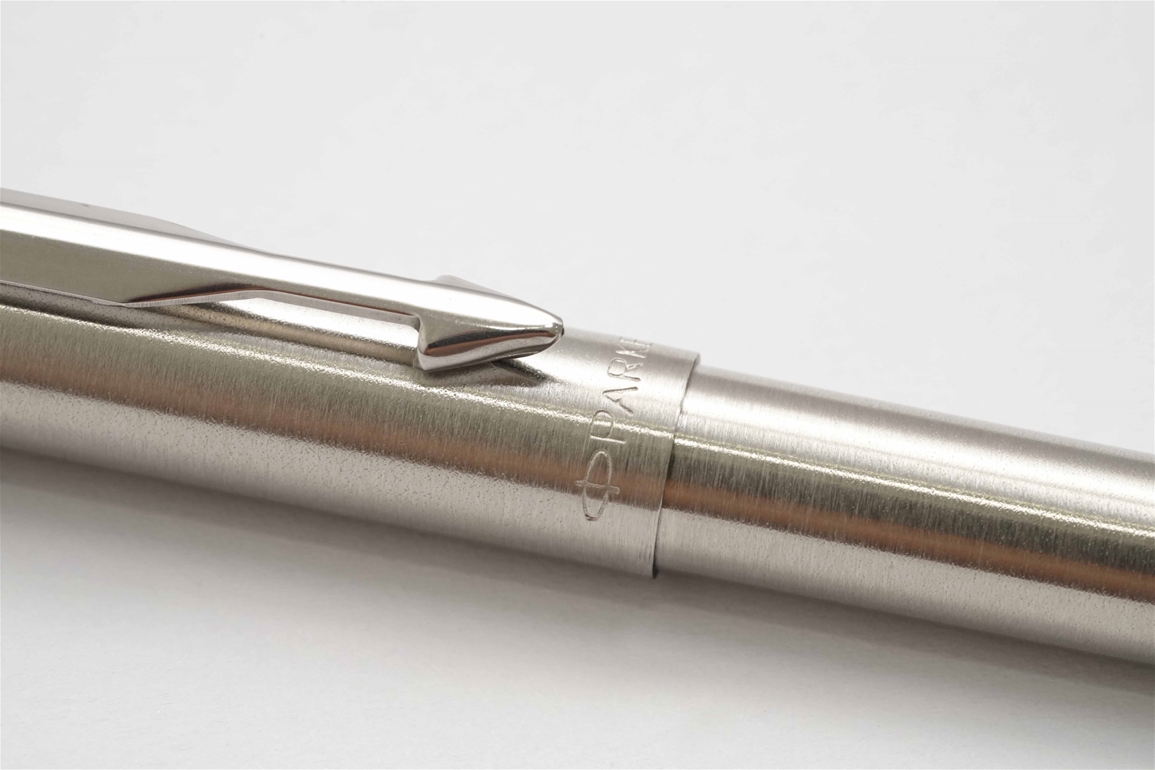 Bút bi Parker Vector Stainless Steel CT Ballpoint Pen