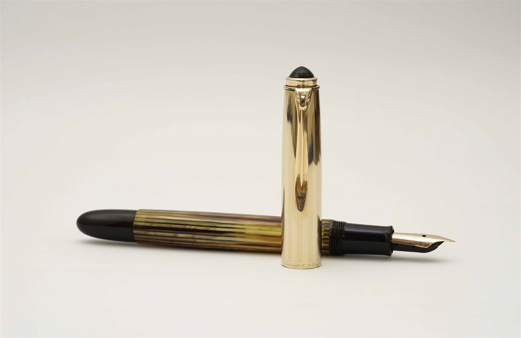 Bút máy Pelikan 500NN Brown Tortoiseshell Gold Plated Cap 14K EEF