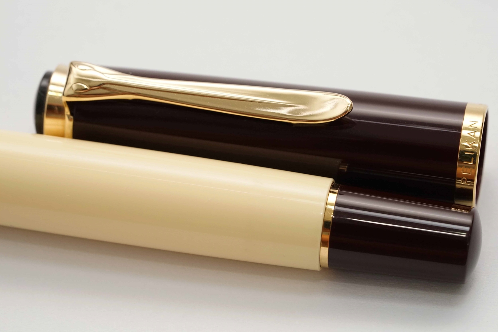 Bút máy Pelikan M200 Cafe Creme Special Edition Steel EF