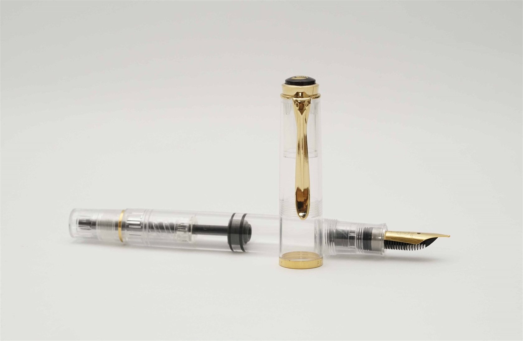 Bút máy Pelikan M200 Clear Demonstrator Steel F 