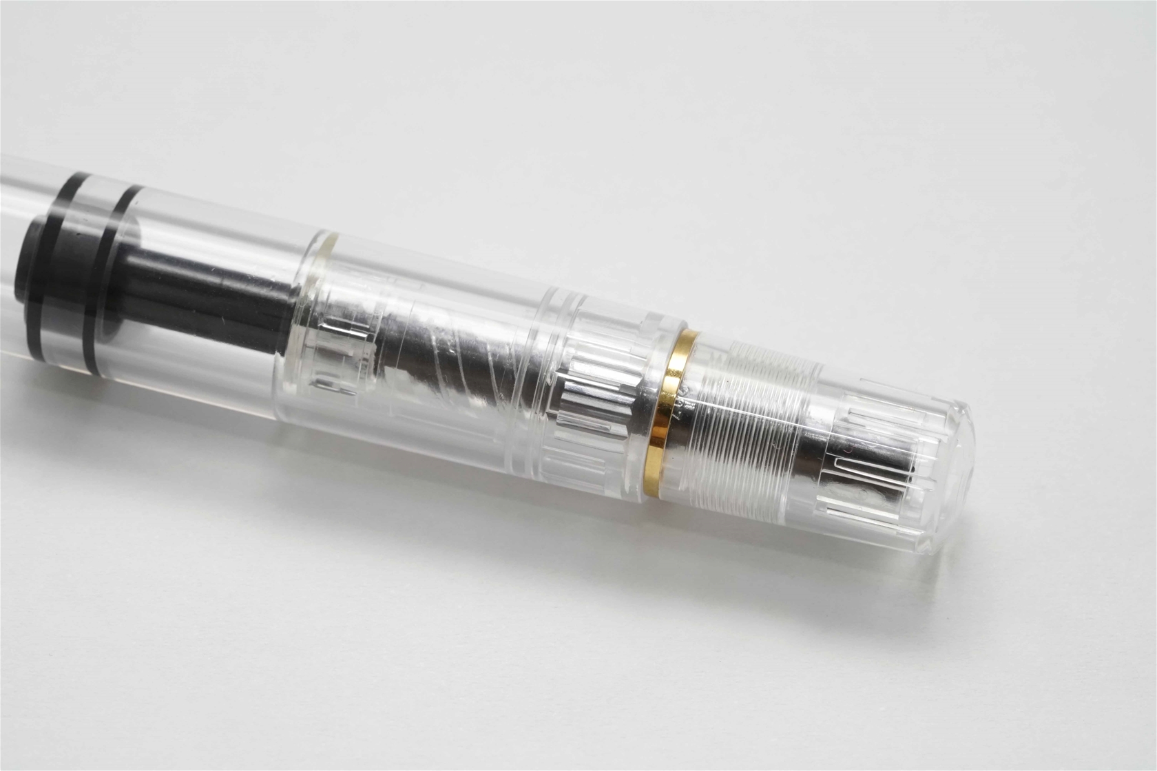 Bút máy Pelikan M200 Clear Demonstrator Steel F 