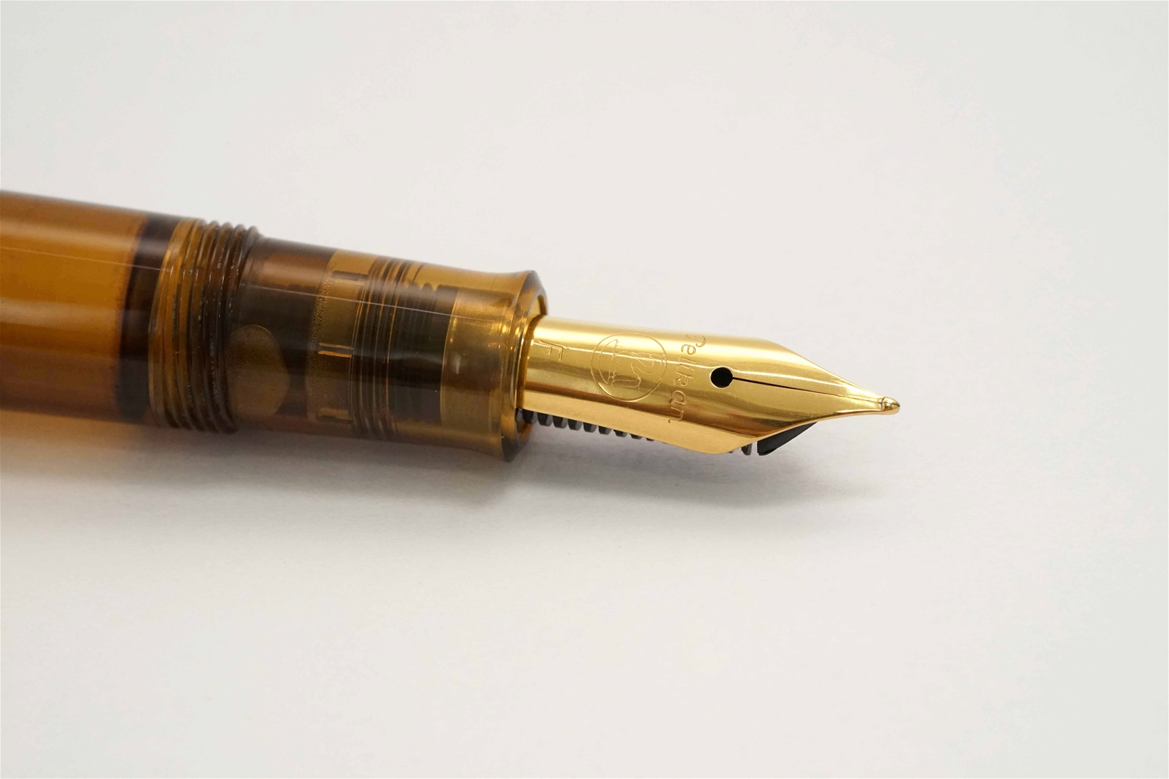 Bút máy Pelikan M200 Cognac Demonstrator Steel F