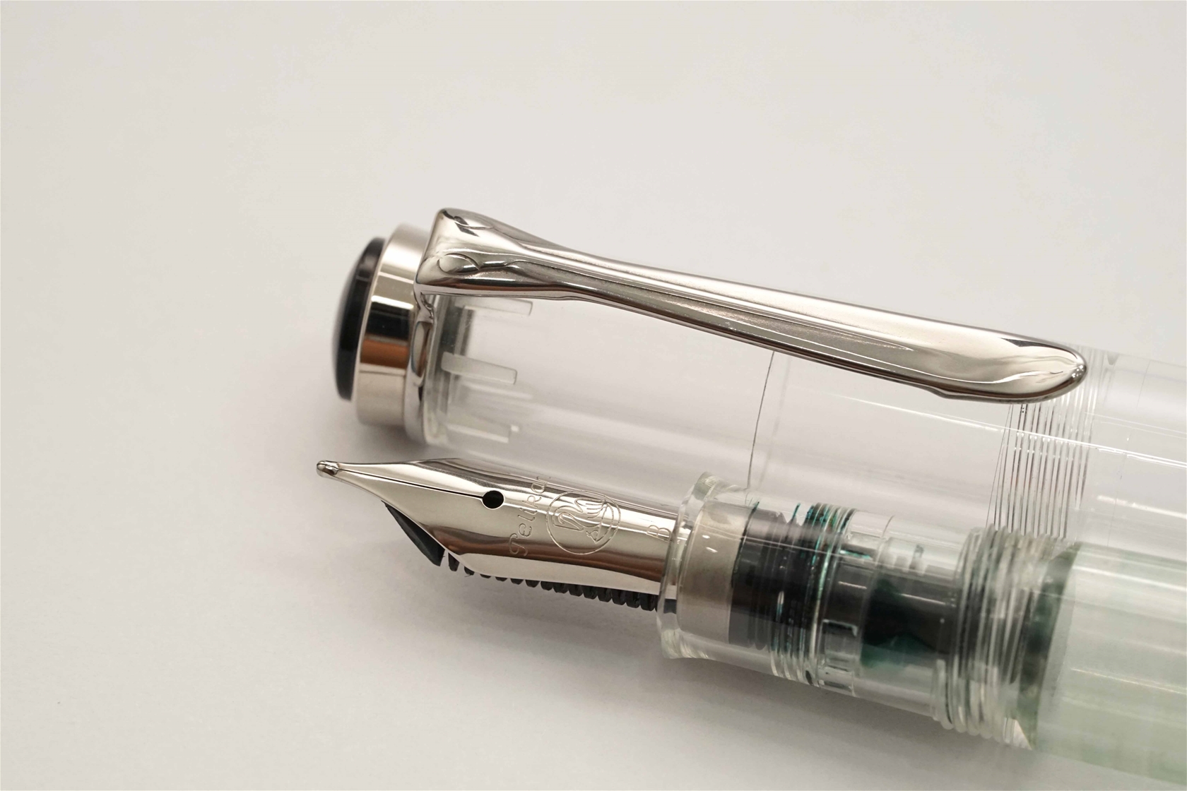 Bút máy Pelikan M205 Clear Demonstrator Steel B