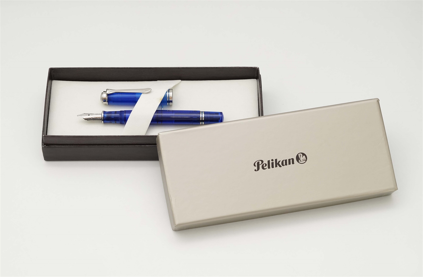 Pelikan Souveran M605 Marine Blue 14K M 