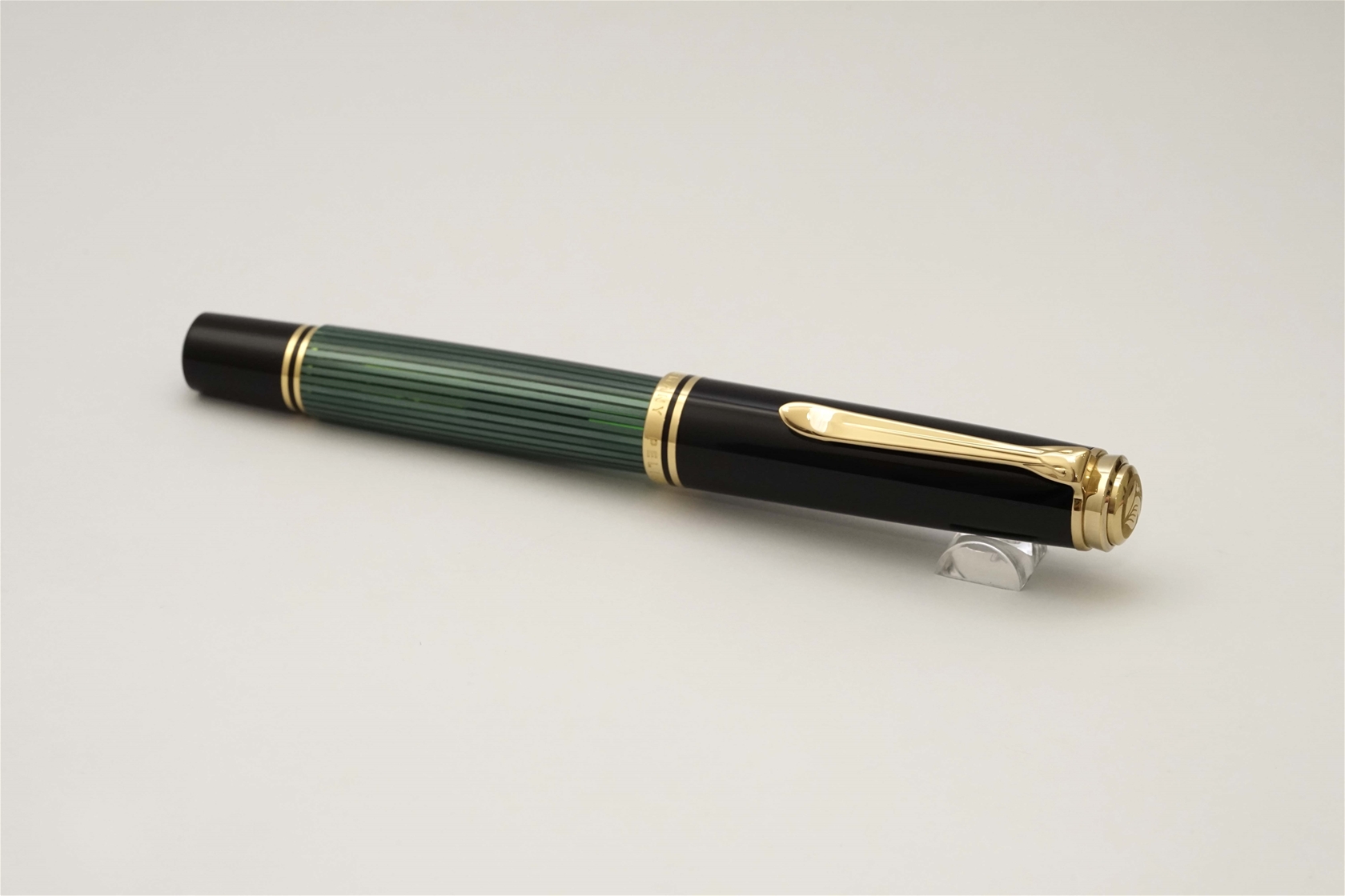 Bút máy Pelikan Souveran M1000 Green Stripe 18K F 